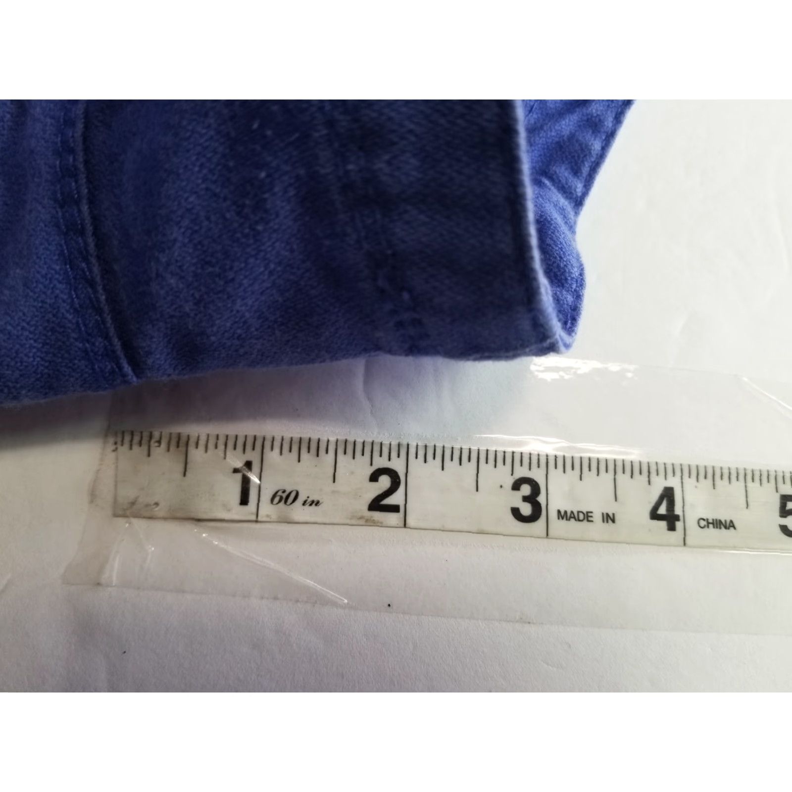 Vans Vans Denim Shorts Mini Women’s Size 7 Blue Cut-Off Denim Shorts Womens Size 7 Blue Vans Size 28" / US 6 / IT 42 - 4 Thumbnail