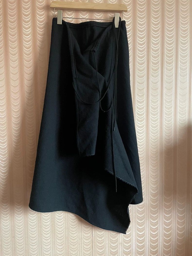 Y's Y's size 3 Black Wrap Skirt Open Line Half Skirt Wool Skirt Size 25" / US 0 / IT 36 - 1 Thumbnail