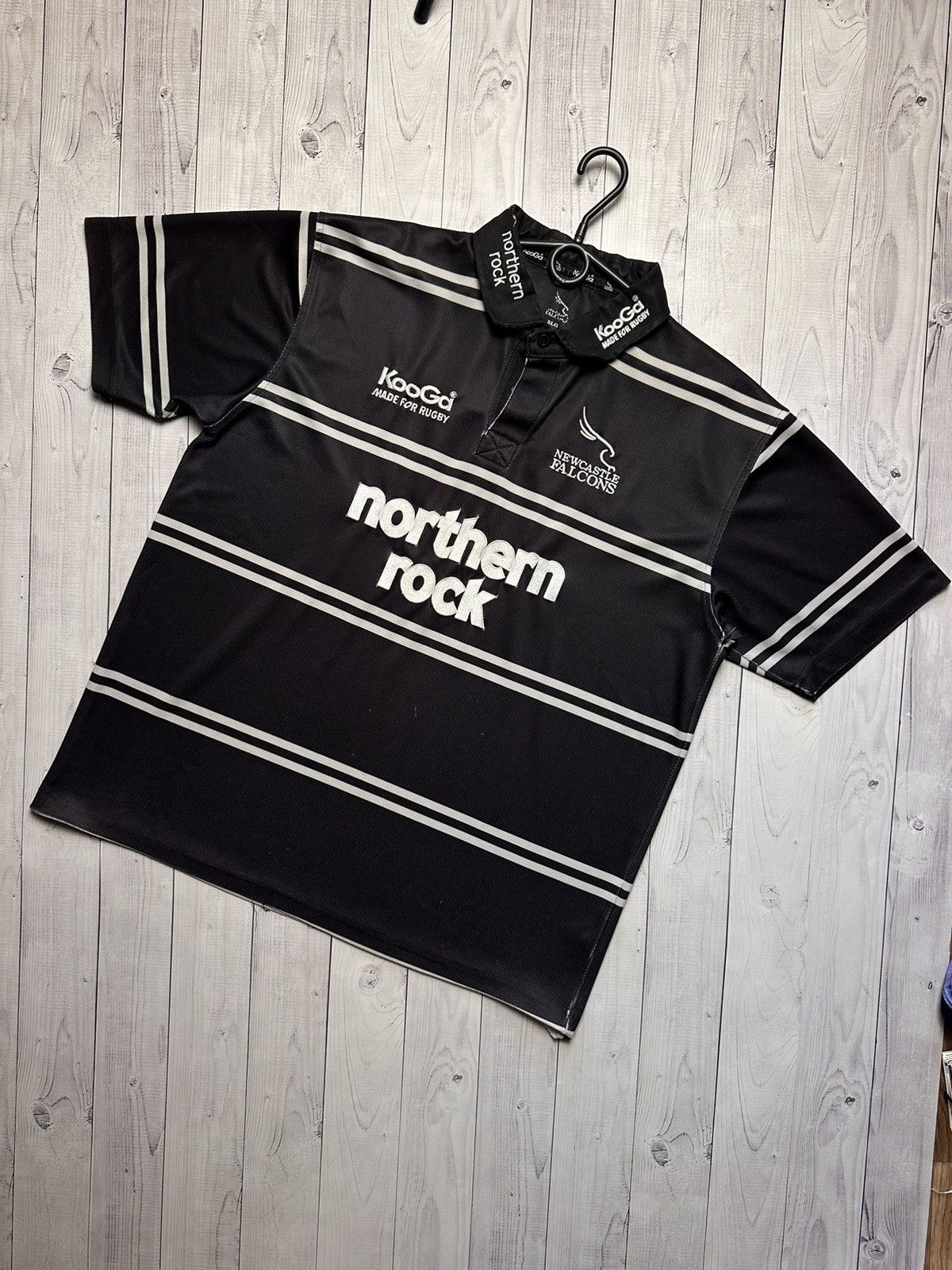 Vintage Vintage Rugby jersey New Castle Falcons size XL logo rare Size US XL / EU 56 / 4 - 1 Thumbnail