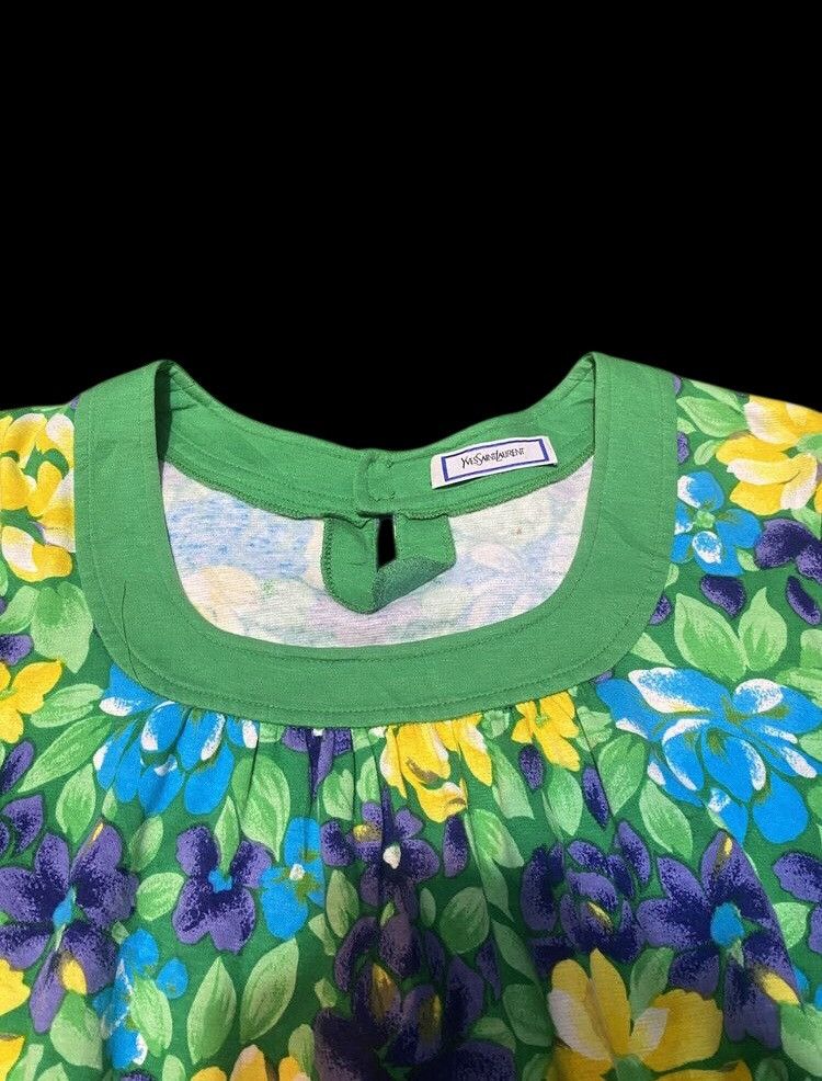 Designer × Yves Saint Laurent RARE ~ YVES SAINT LAURENT SUN FLOWER BLOUSE Size M / US 6-8 / IT 42-44 - 3 Thumbnail