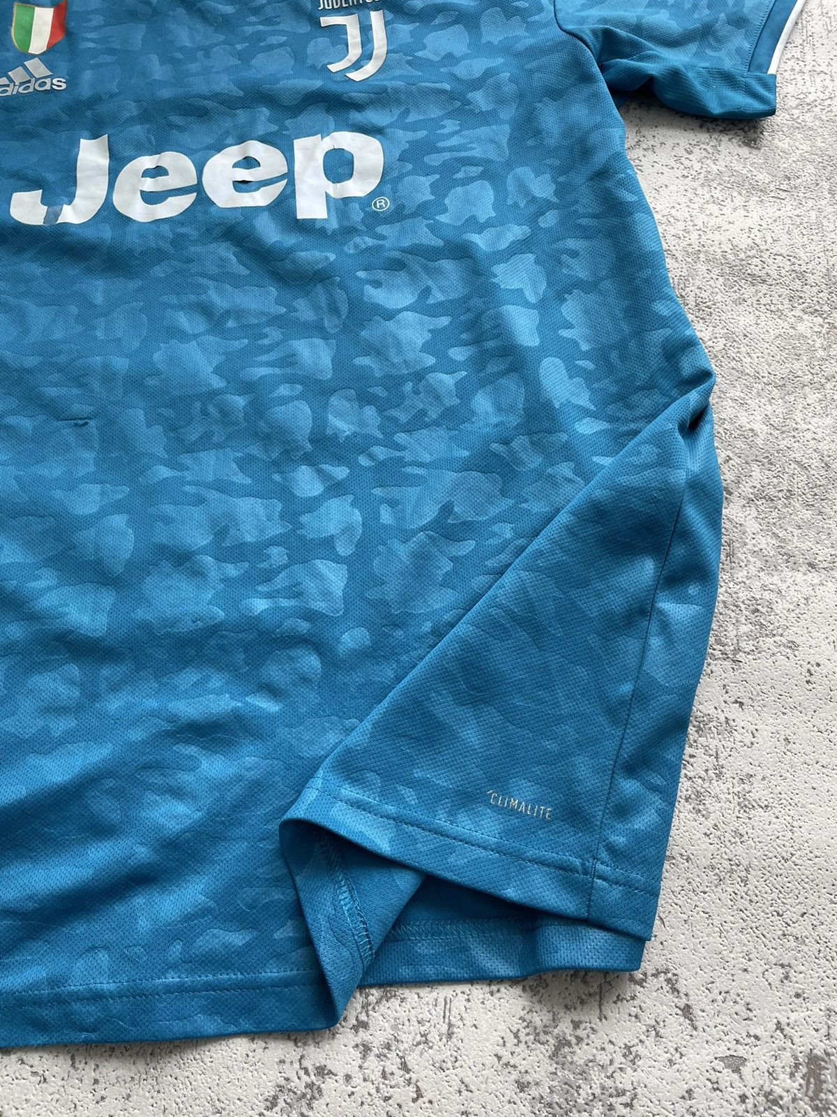 Adidas Juventus 2019/20 Adidas Jeep Jersey Size US L / EU 52-54 / 3 - 7 Thumbnail