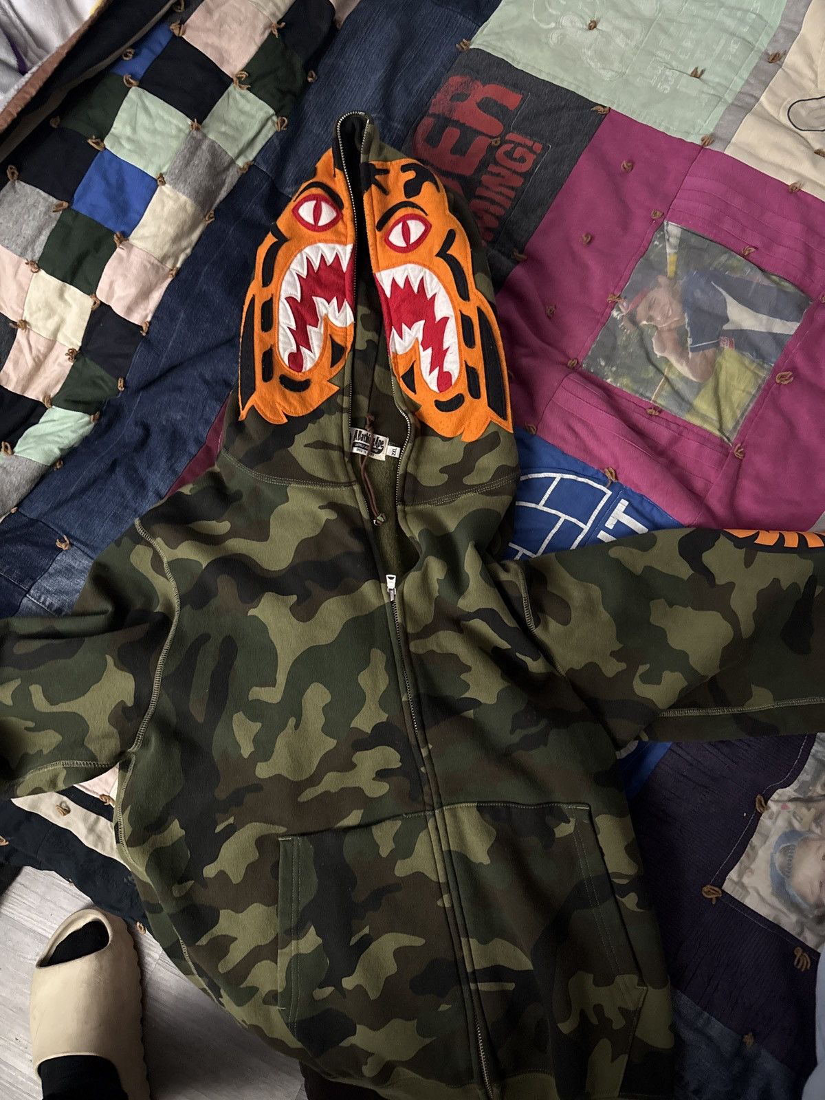 Bape Bape Tiger Hoodie Green Camo with Orange Size US XXL / EU 58 / 5 - 1 Thumbnail