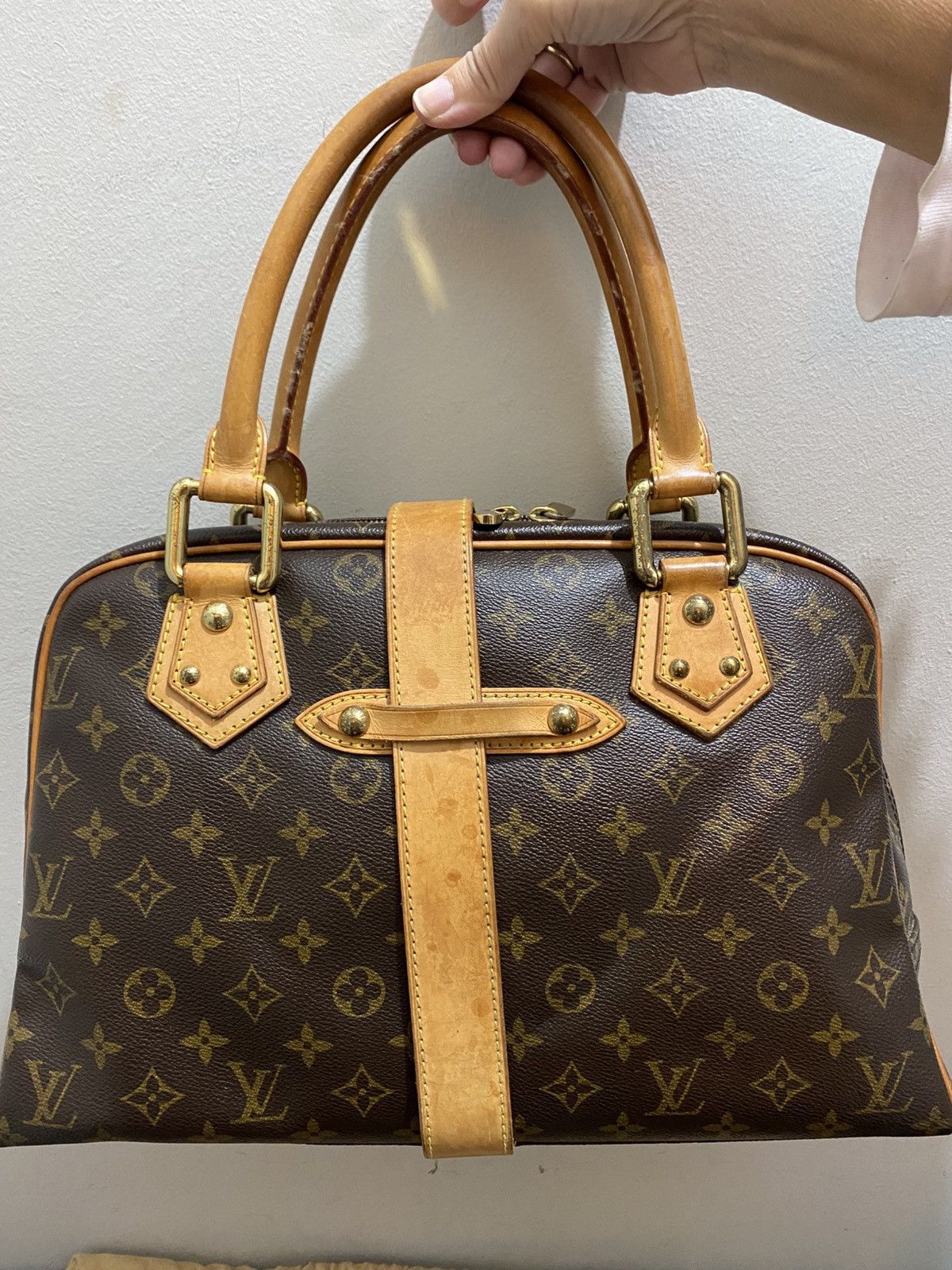 Louis Vuitton LOUIS VUITTON MANHATTAN LEATHER HANDBAG Size ONE SIZE - 10 Thumbnail