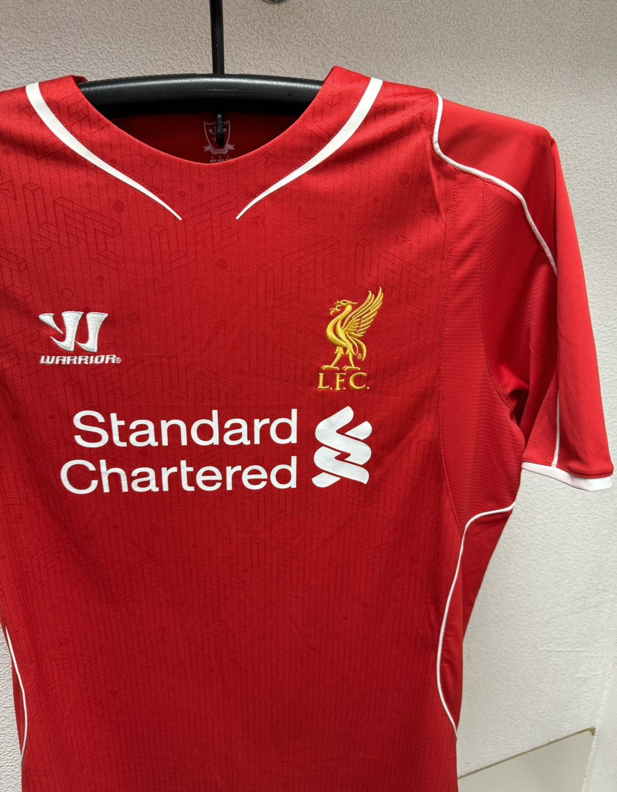 Warrior Warrior Liverpool soccer jersey Xl sz standard Chartered Size US XL / EU 56 / 4 - 3 Thumbnail