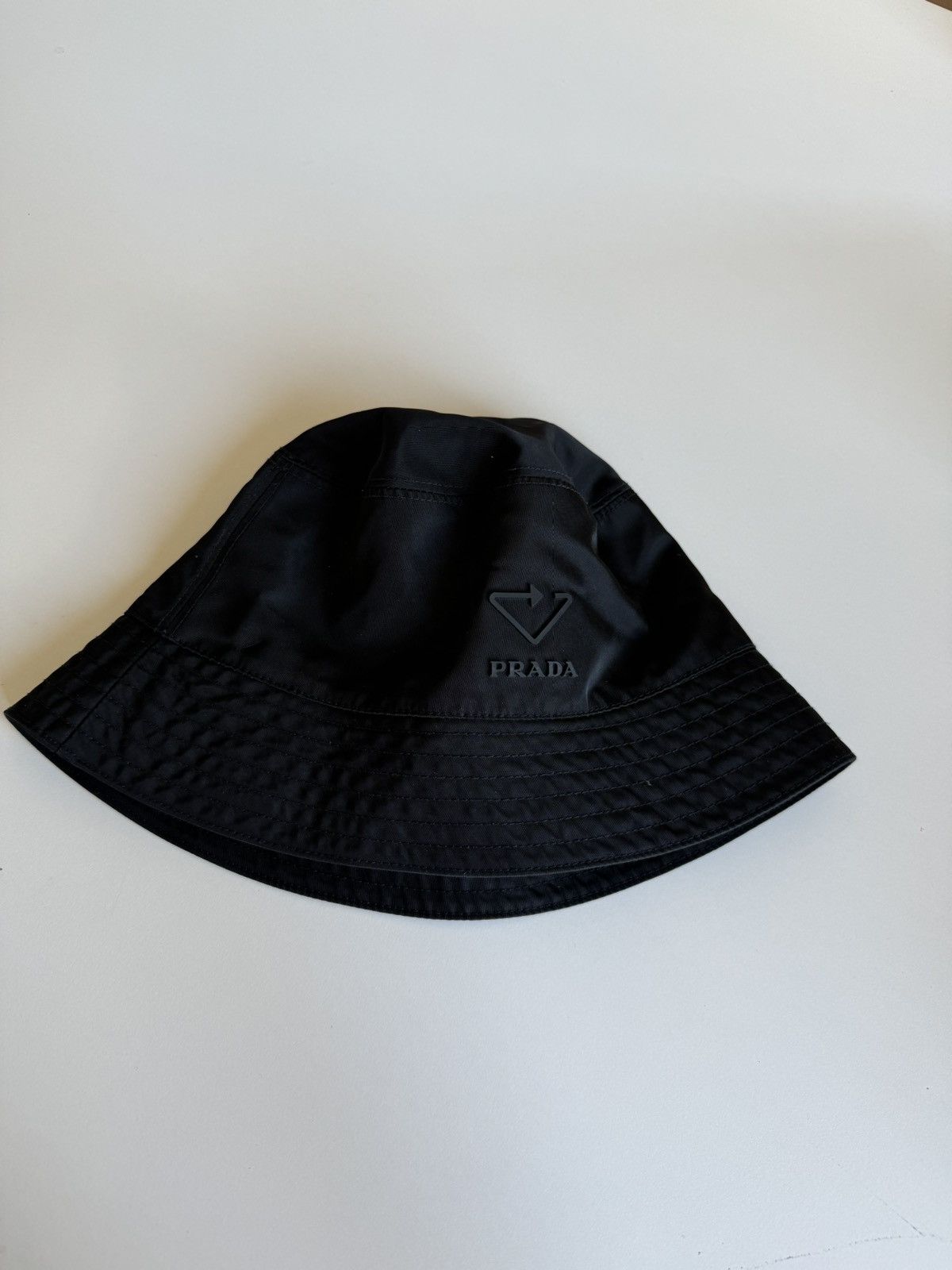 Prada Prada recycle logo bucket hat Size ONE SIZE - 1 Thumbnail