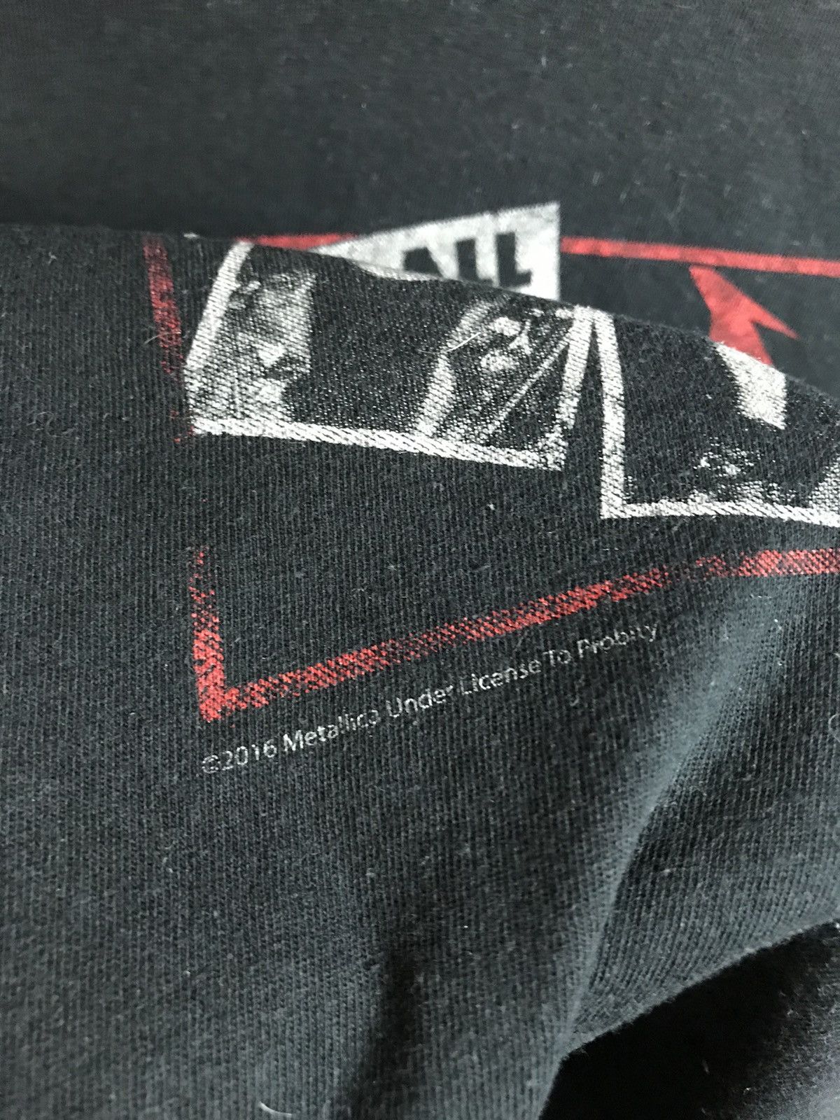 Band Tees Vintage Metallica band rock tee Size US L / EU 52-54 / 3 - 6 Thumbnail