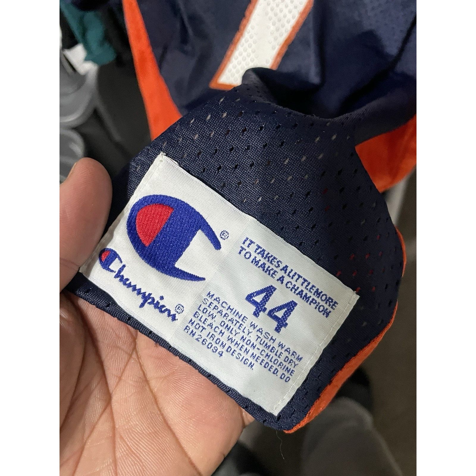 Champion Size L/40- VTG Denver Broncos NFL Football Jersey John Elway Size US L / EU 52-54 / 3 - 3 Thumbnail
