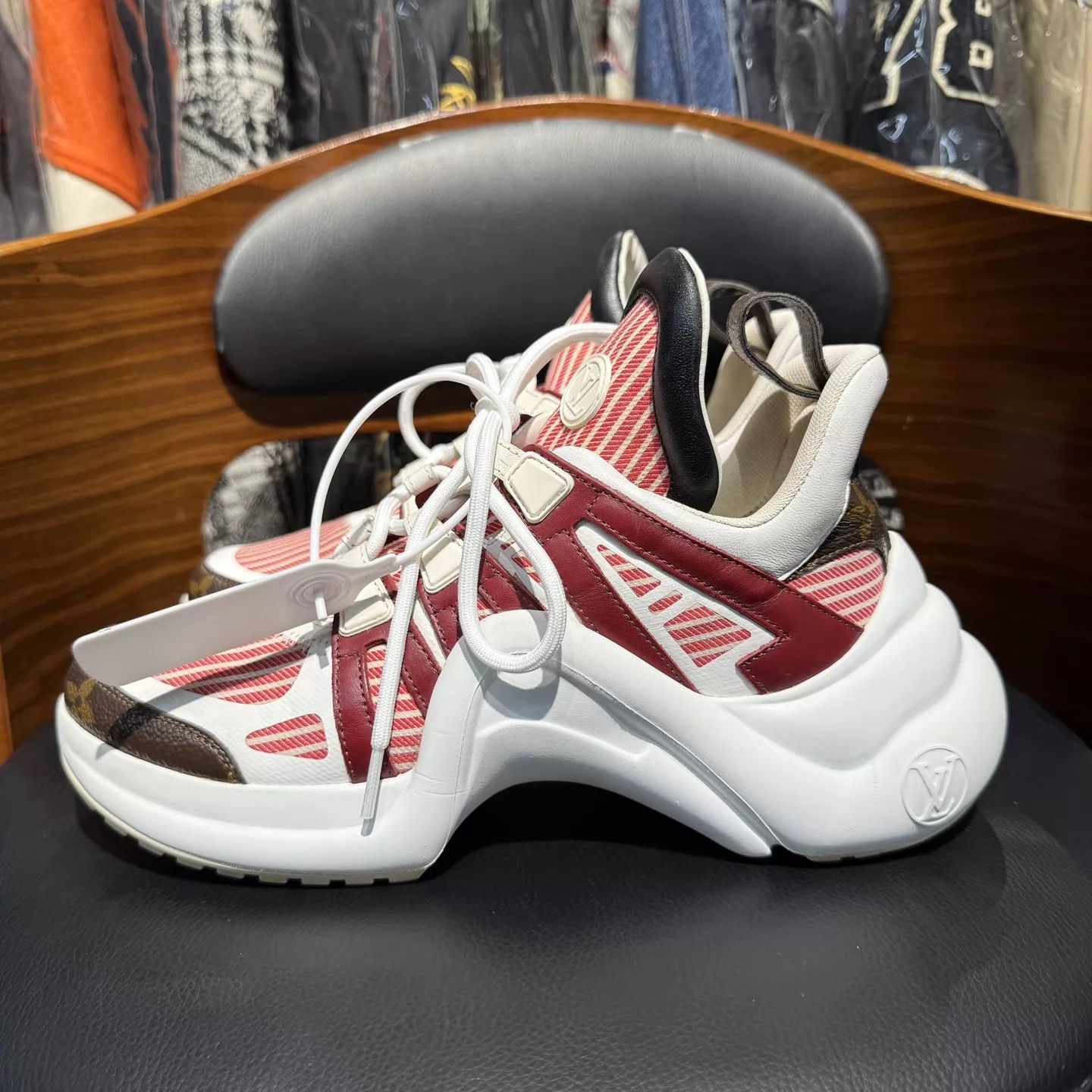 Louis Vuitton LV Archlight white/red monogram leather arch kicks Size US 6 / IT 36 - 6 Thumbnail