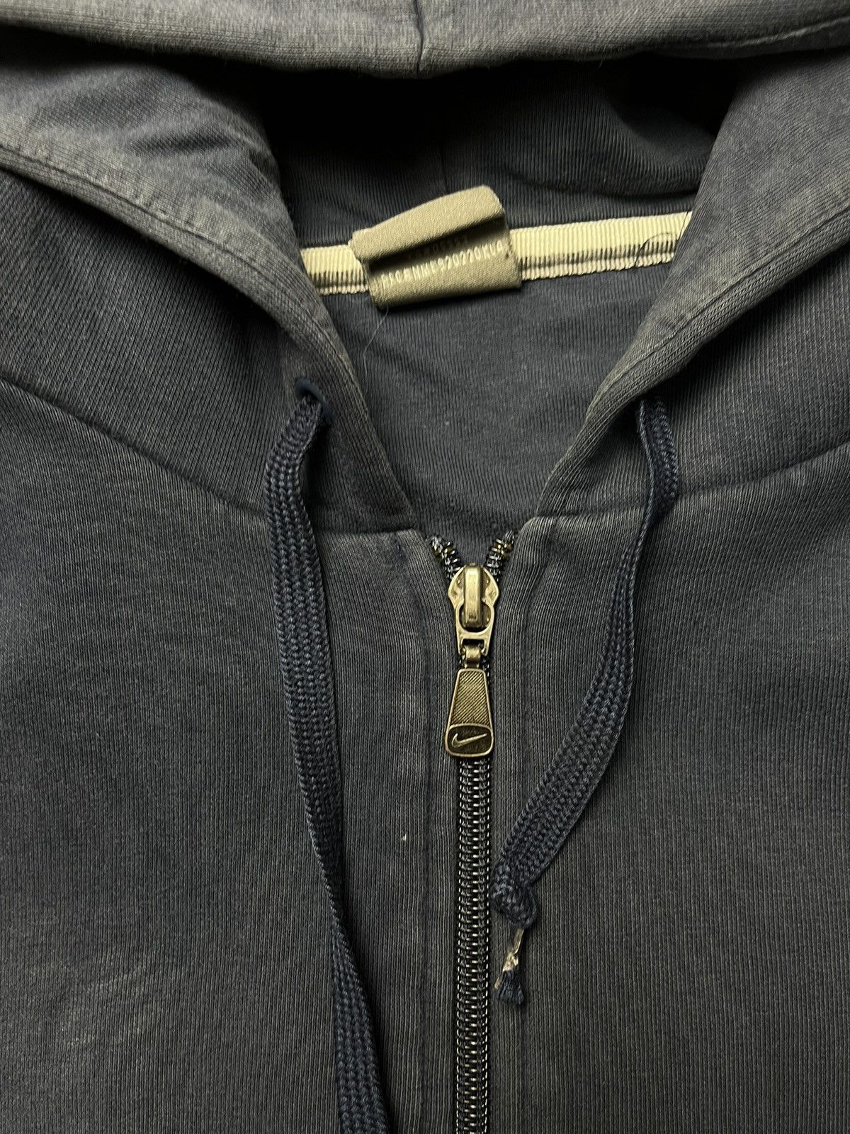 Nike Vintage Nike Distressed Zip Up Hoodie Swoosh Drill Size US L / EU 52-54 / 3 - 15 Thumbnail