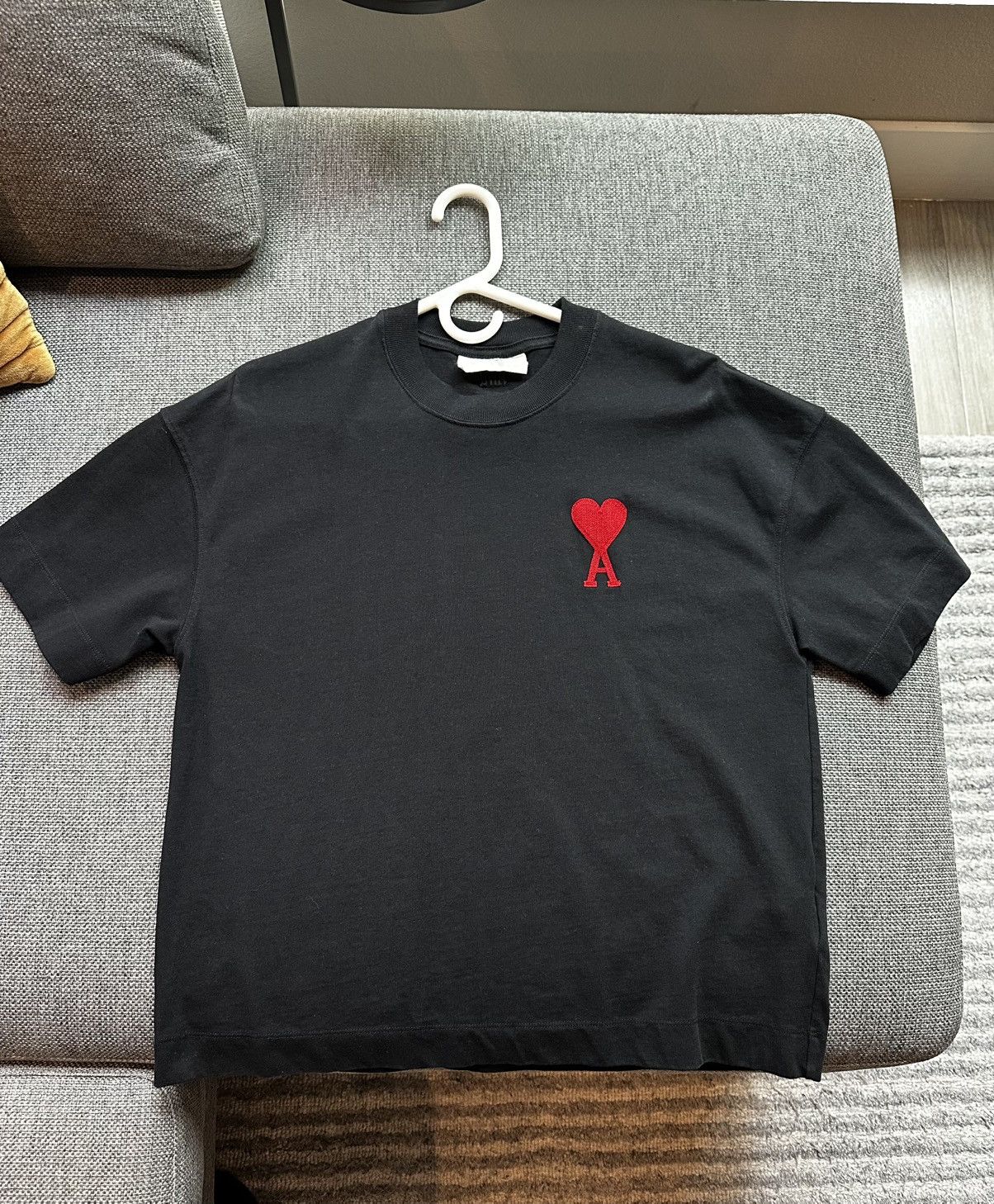 AMI Ami de coeur logo patch t-shirt Size US S / EU 44-46 / 1 - 1 Thumbnail