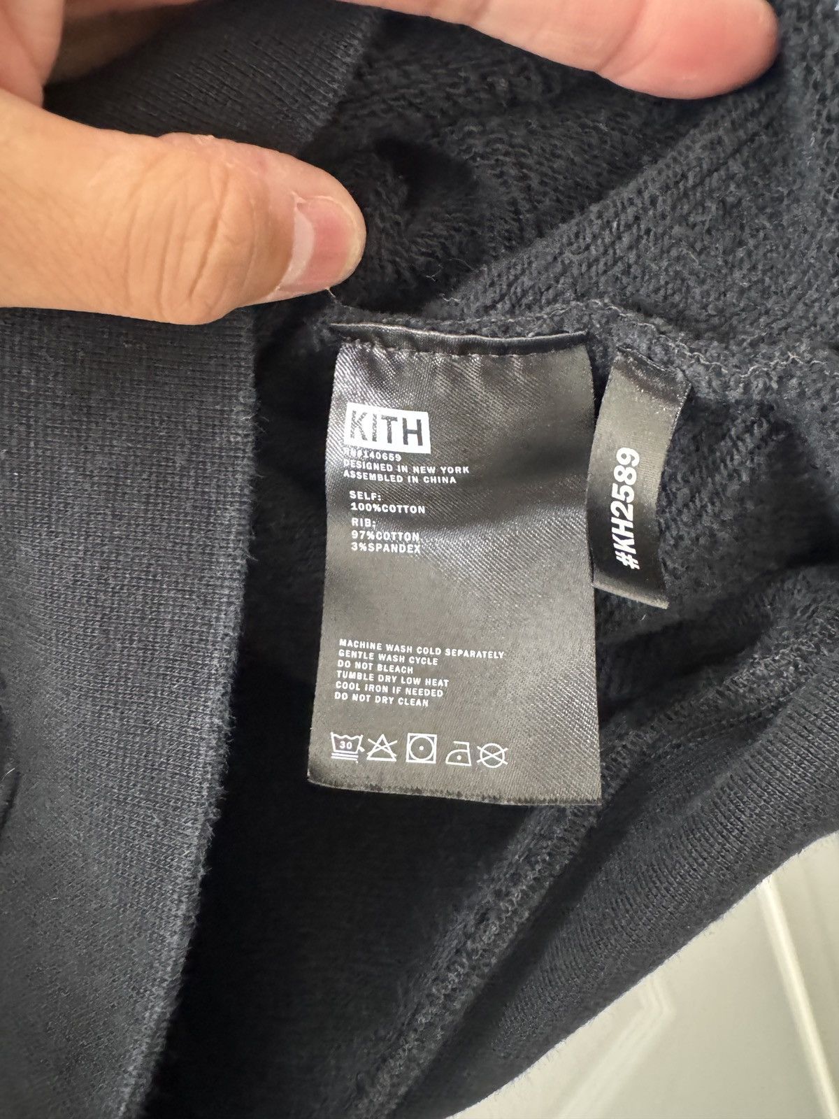 BMW × Kith Kith BMW E30 M3 crewneck black Size US L / EU 52-54 / 3 - 5 Thumbnail