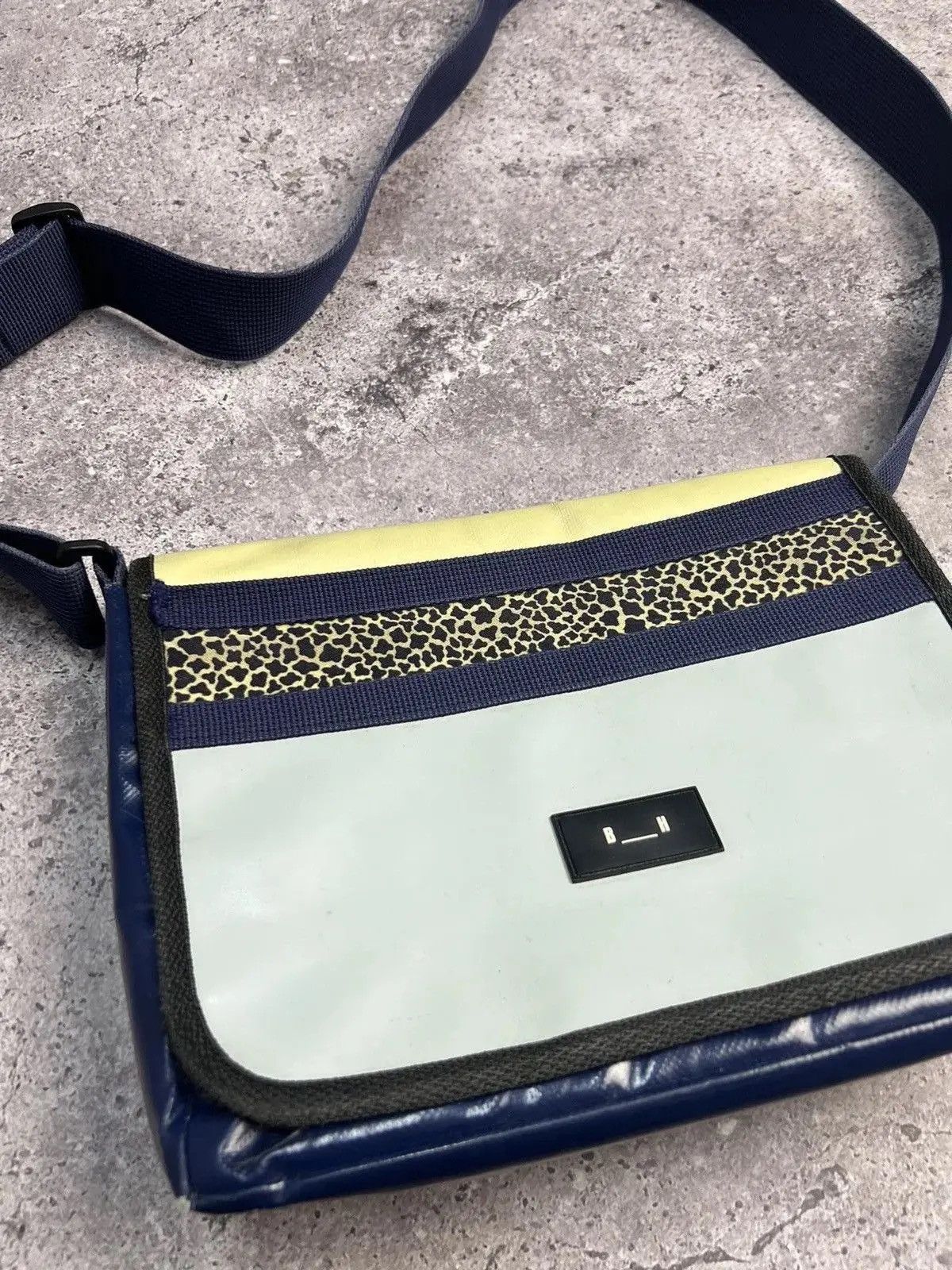 Freitag × Japanese Brand × Vintage ‼️FREITAG Messenger Backpack Recycling Bag Shopper Y2K bag Size ONE SIZE - 5 Thumbnail