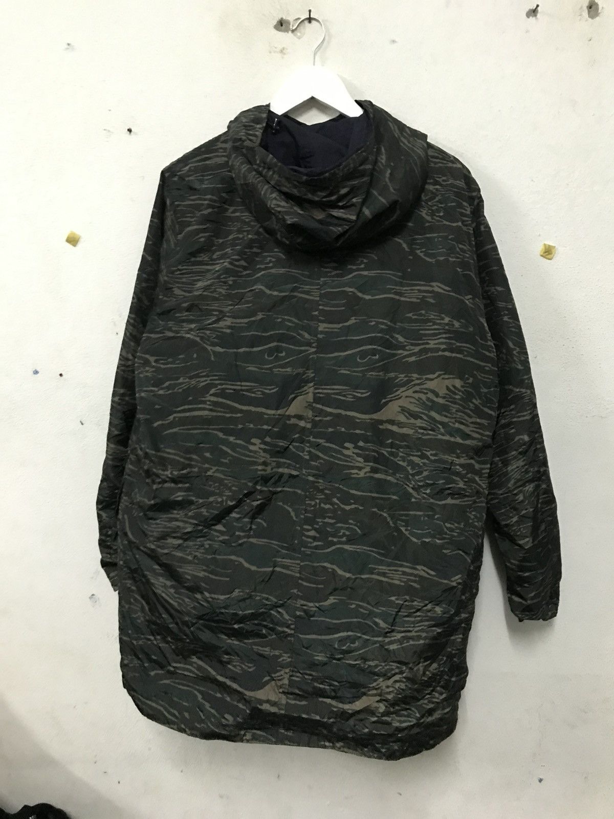 Moncler MONCLER CAMO REVERSIBLE JACKET Size US L / EU 52-54 / 3 - 4 Thumbnail