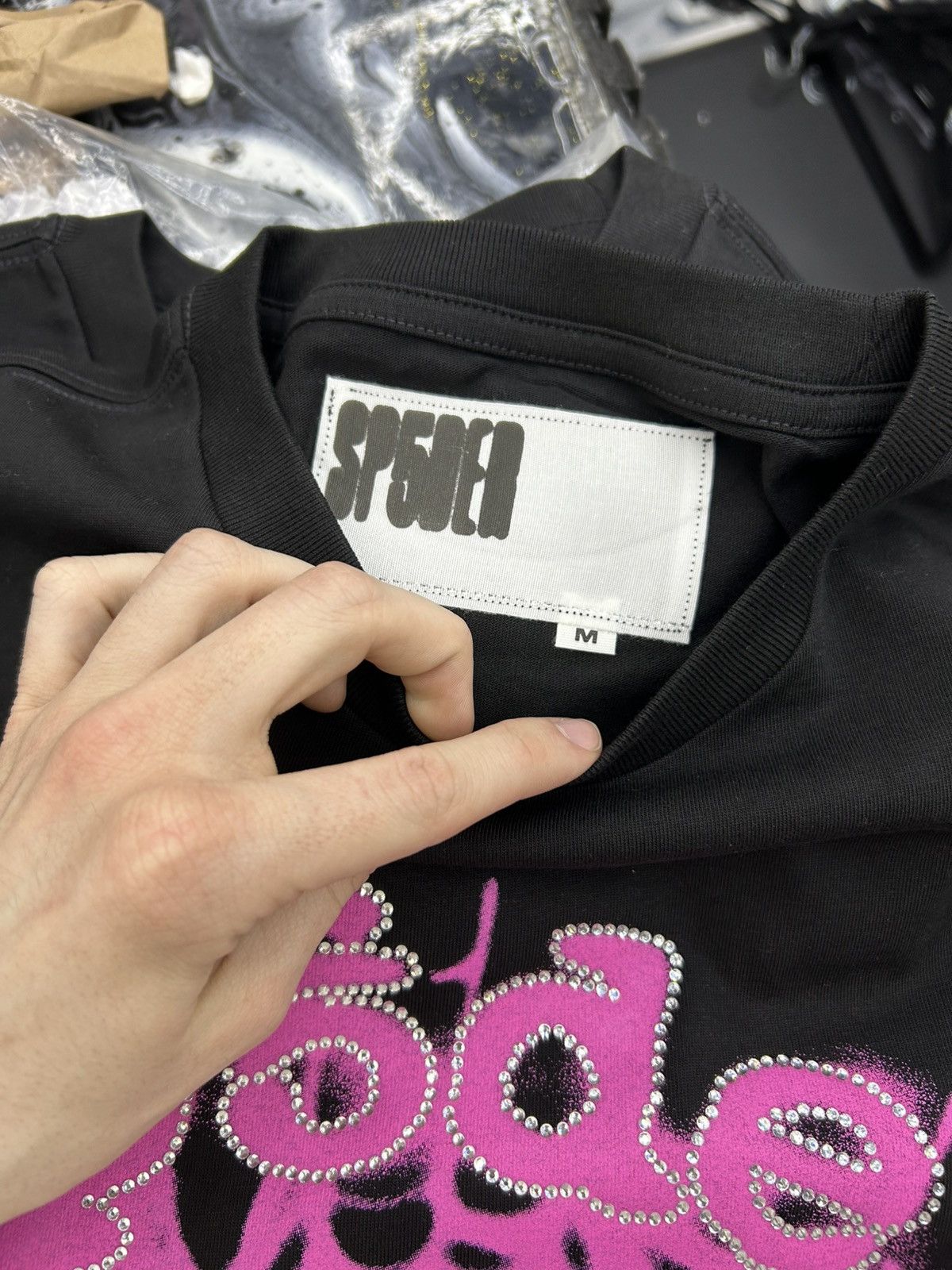 Sp5der Sp5der Rhinestone Scattered Web Tee Black Pink Size M Size US M / EU 48-50 / 2 - 9 Thumbnail