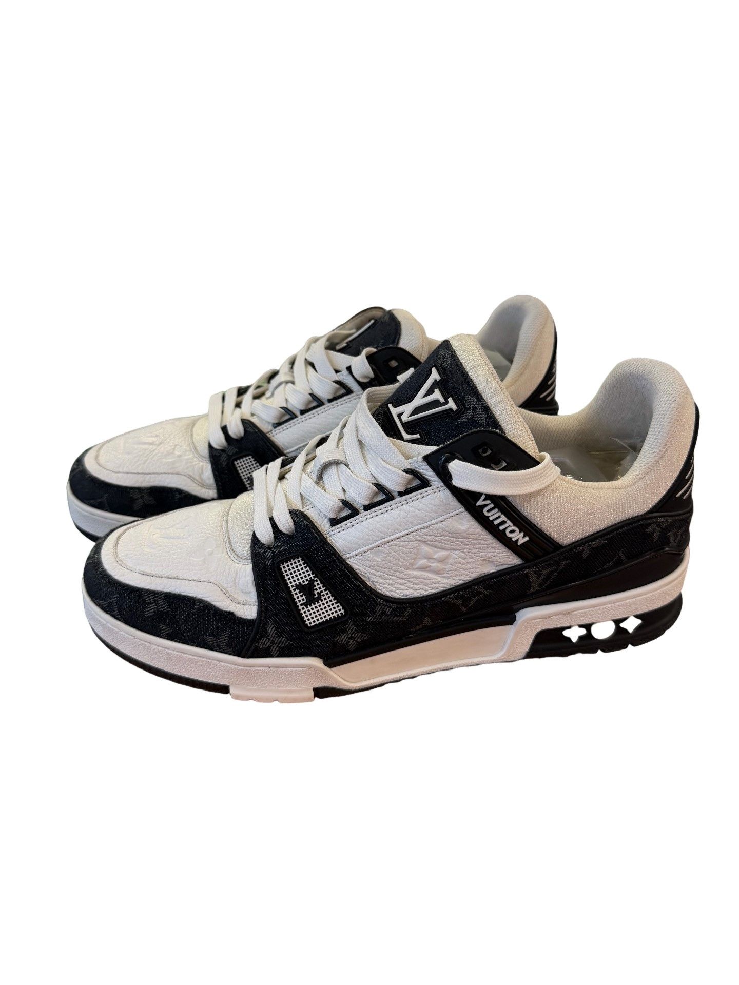 Louis Vuitton Louis Vuitton Trainer Low-Top Sneakers Size 10.5 Size US 10.5 / EU 43-44 - 1 Thumbnail