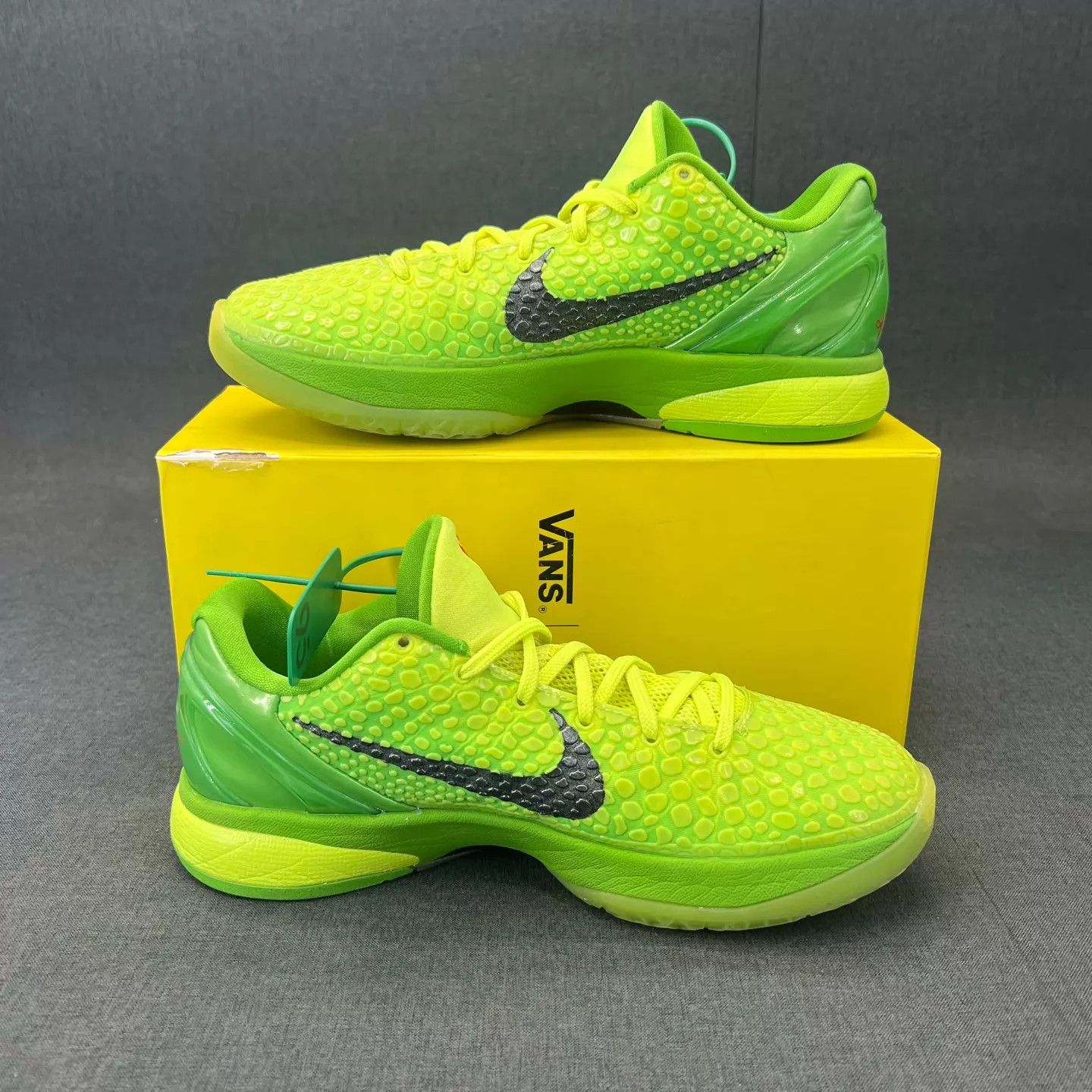 Nike Nike ZK6 Green Hornet 42.5 like new w/box Size US 9.5 / EU 42-43 - 3 Thumbnail