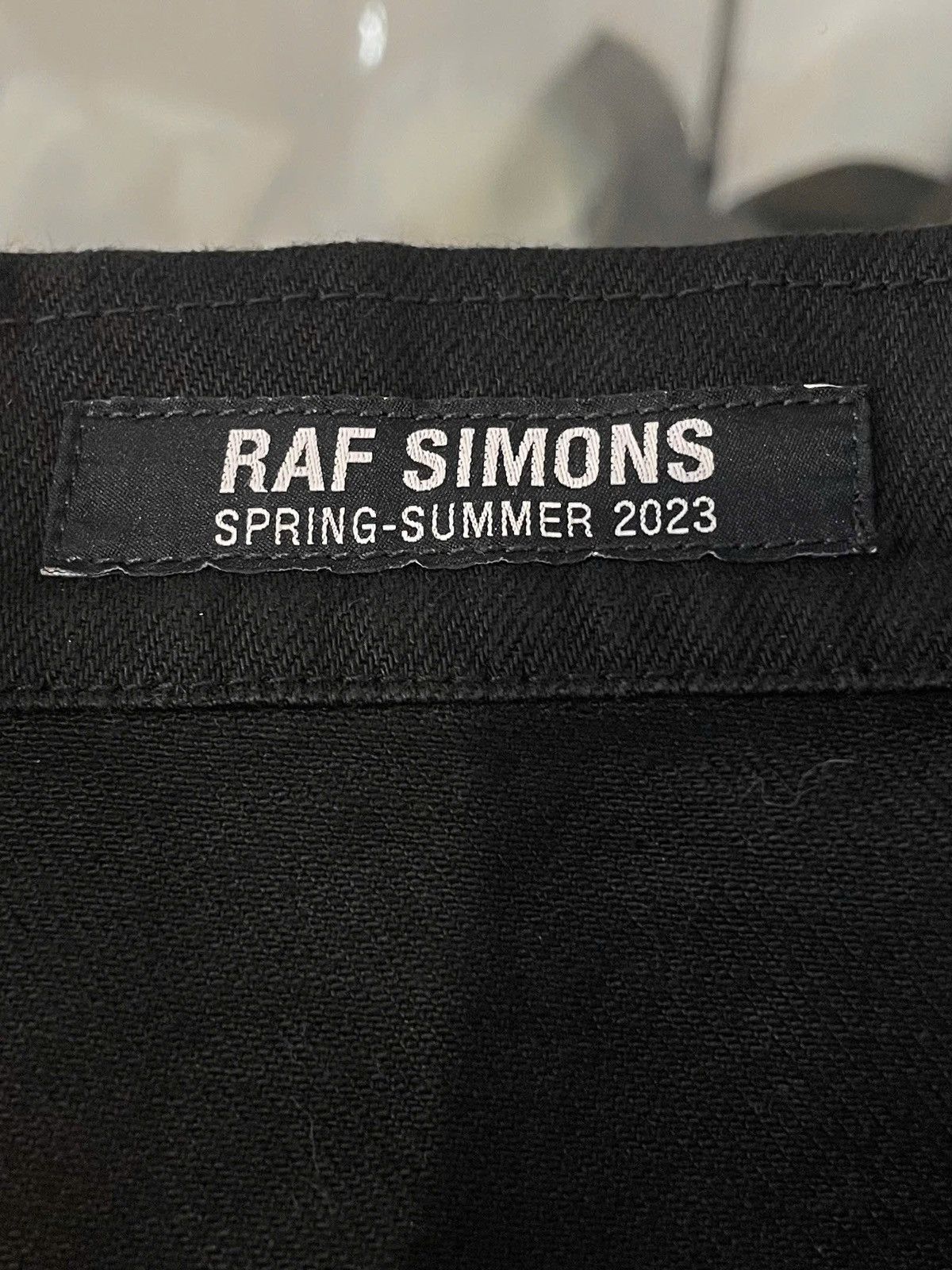 Raf Simons Raf Simons Women's Cropped Denim Shirt in Black Size US L / EU 52-54 / 3 - 5 Thumbnail