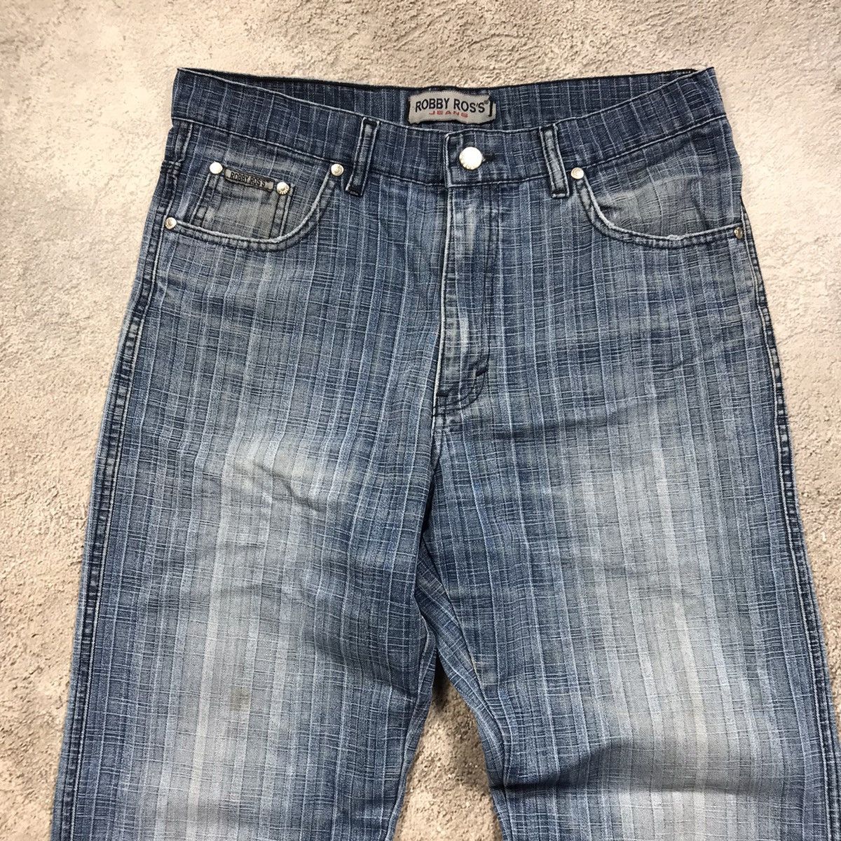 Vintage Vintage 90s Baggy Distressed Jeans Sun Faded Grunge Logo 31 Size US 31 - 3 Thumbnail