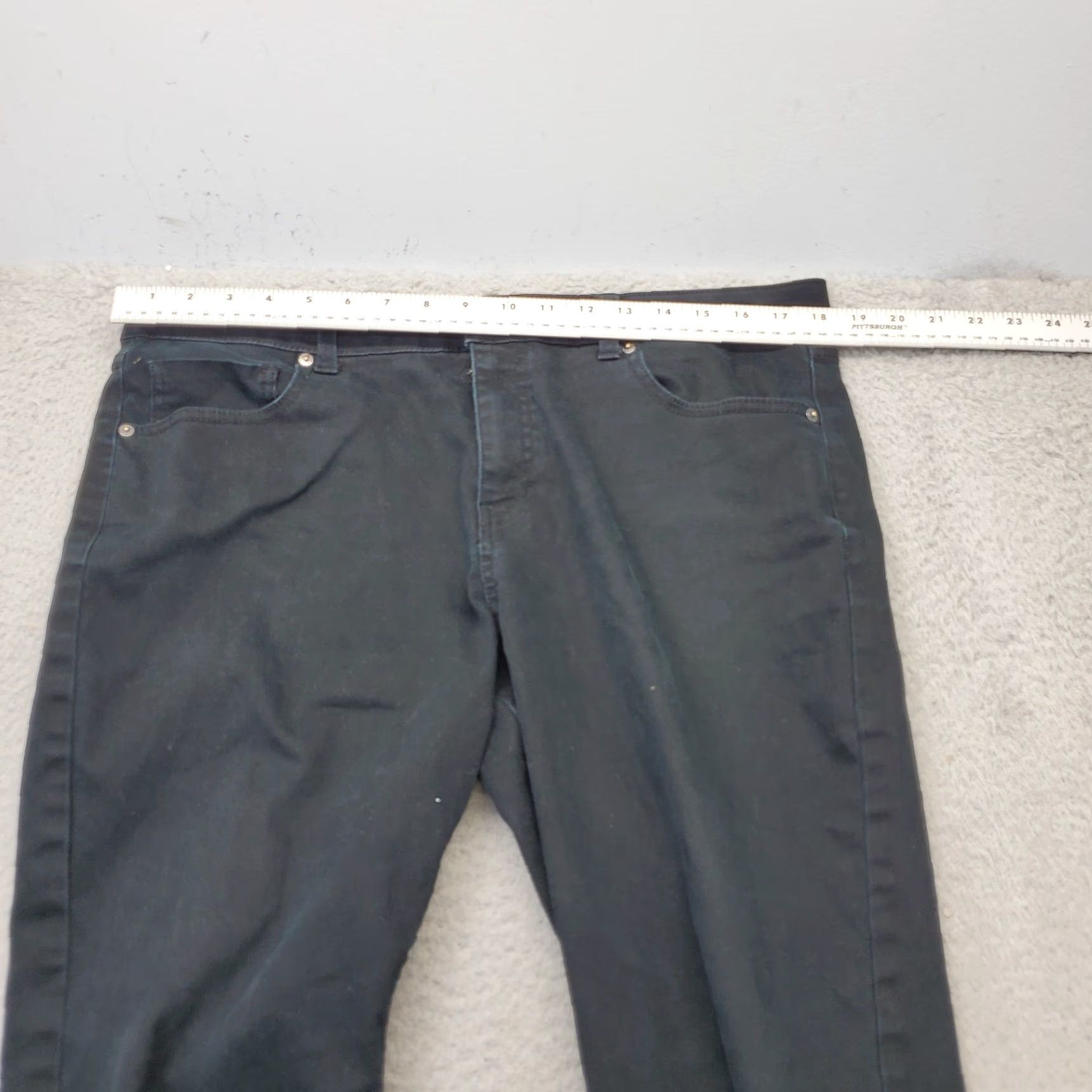 DKNY DKNY Straight Jeans Mens 38x32 Black Denim Stretch Dark Wash Jeans Mens 38 DKNY Straight Black Denim Stretch 5-Pocket Regular Fit Vintage: No Size US 38 / EU 54 - 3 Thumbnail