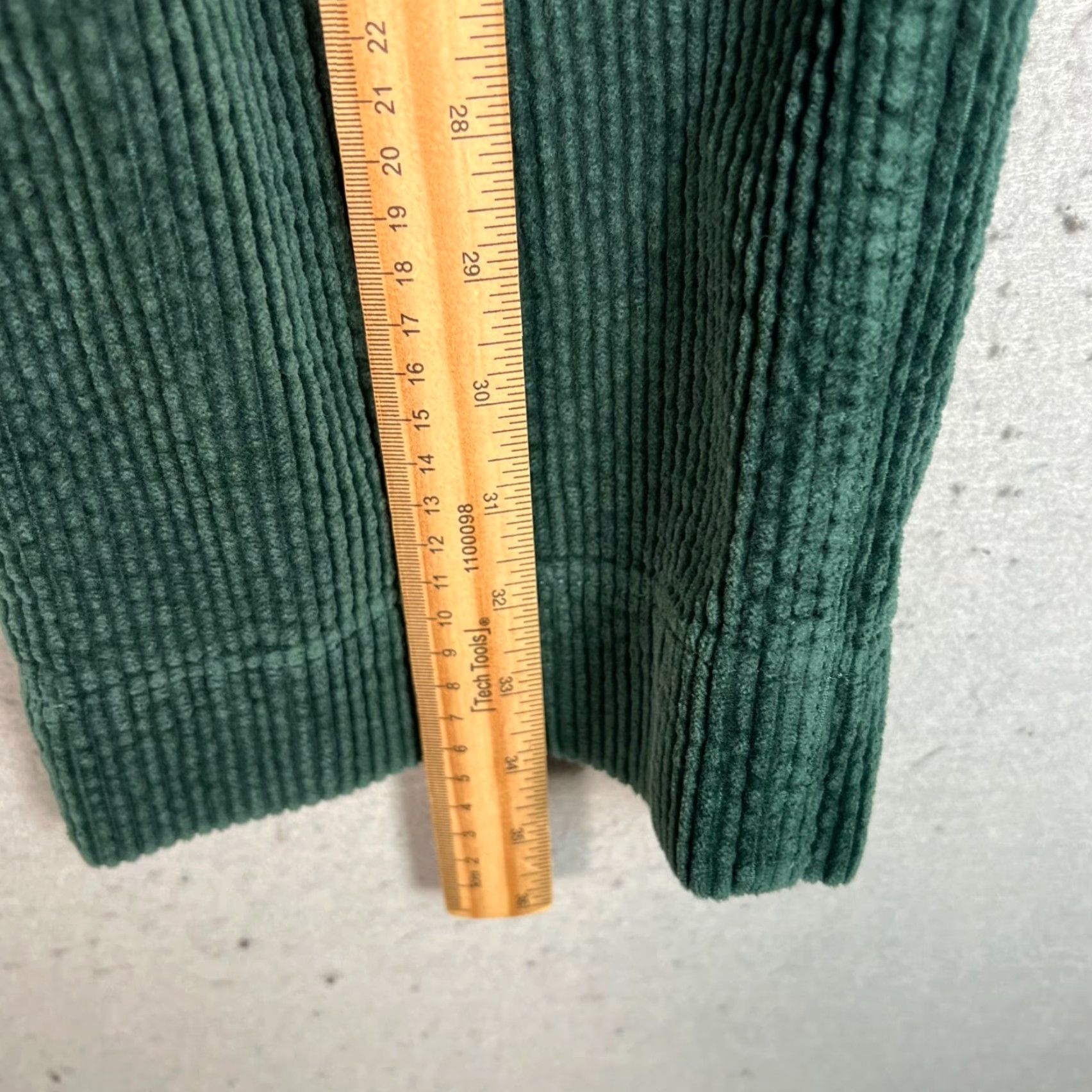 Madewell Madewell Womens Size 25 Slim Emmett Wide-Leg Corduroy Pants Green Cotton Blend Size 42" / US 20 - 7 Thumbnail