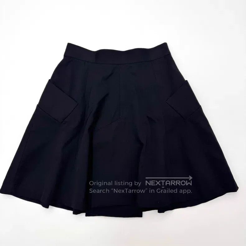 Vivienne Westwood Vivienne Westwood size 1 Black Half Skirt with Pink Lining Size 27" / US 4 / IT 40 - 6 Thumbnail