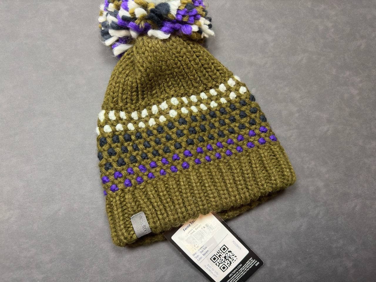 Arcteryx Fernie Toque Stocking Hat Pompom Green Gold Arc’teryx Winter Beanie Arcteryx Fernie Toque Beanie - Caps & Headbands - Outdoor  main image 4