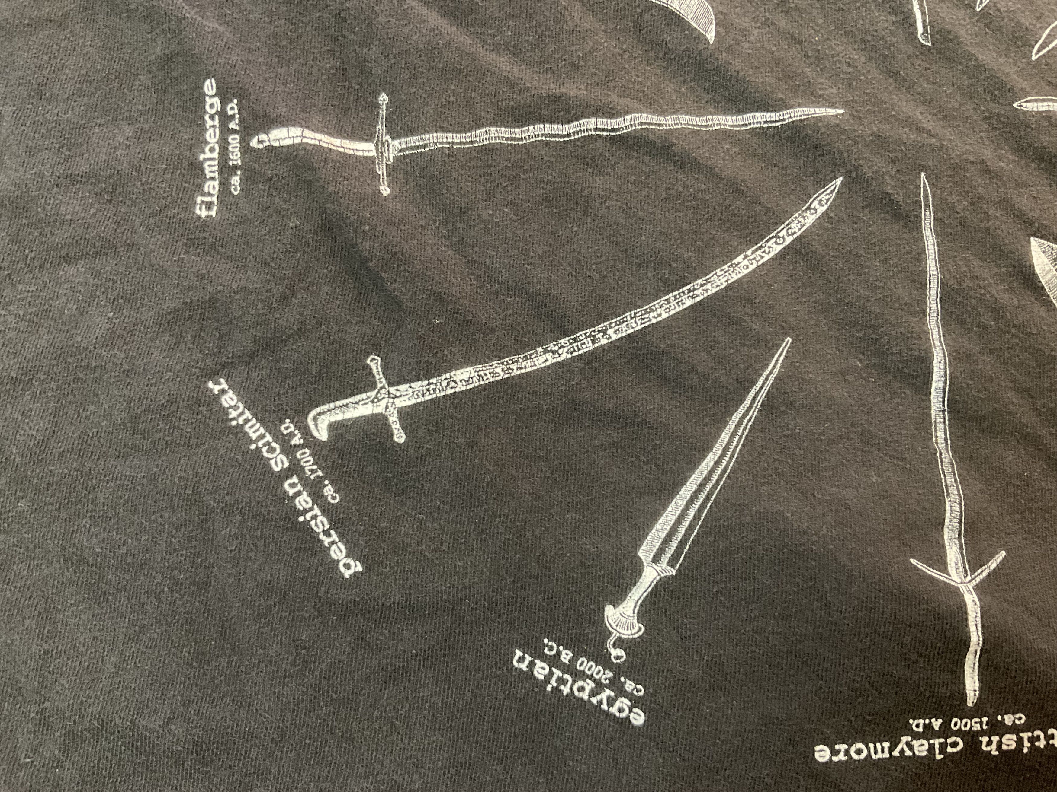 Vintage Vintage 1996 Highlander Swords Movie TV Promo T-Shirt Size US XXL / EU 58 / 5 - 9 Thumbnail
