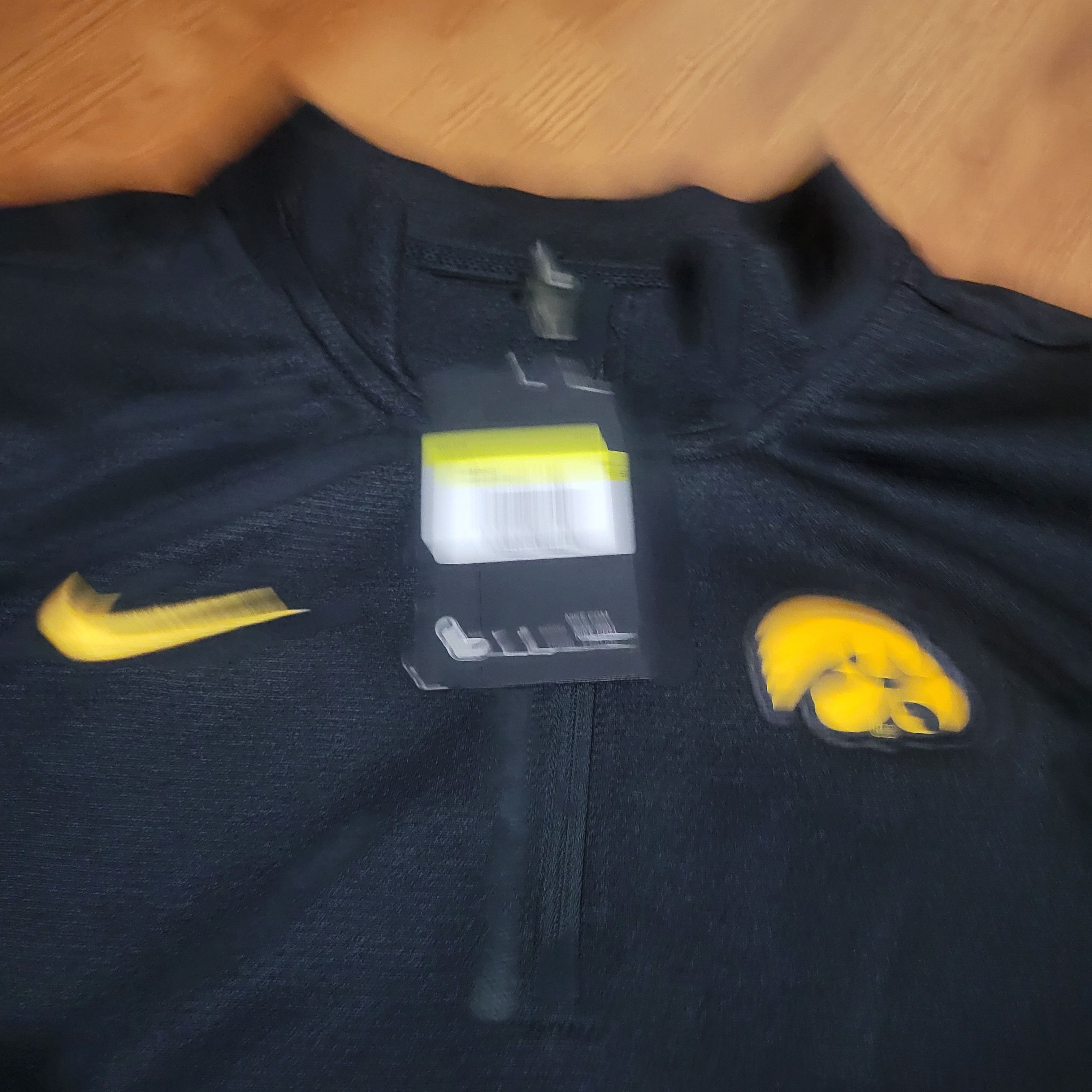 Nike Nike Iowa Hawkeyes Black Gold Dri 1/4 Zip Football Shirt S Size US S / EU 44-46 / 1 - 3 Thumbnail