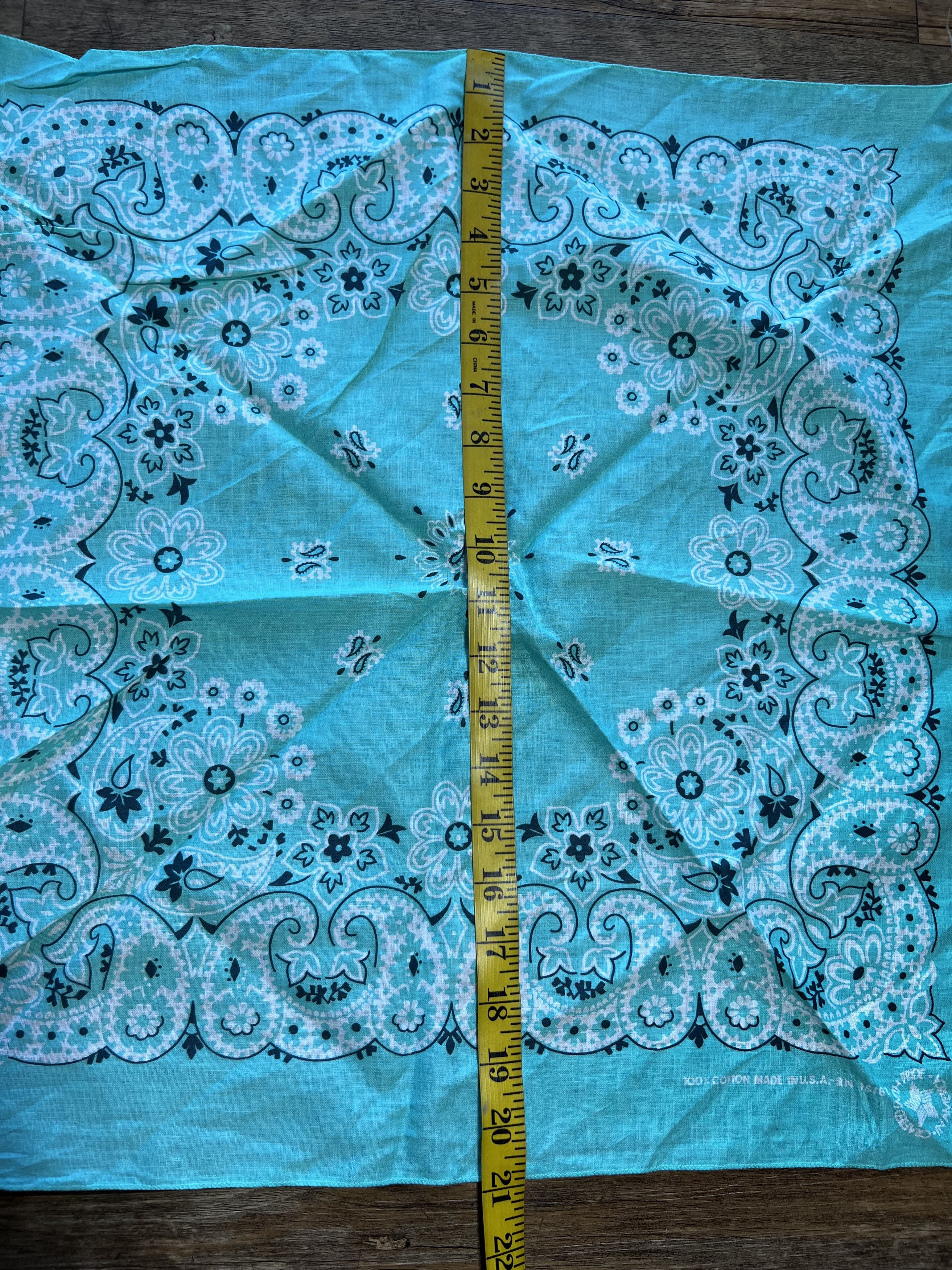 Vintage Vintage 1970-1990's Turquoise Paisley Bandana RN 15187 Size ONE SIZE - 5 Thumbnail
