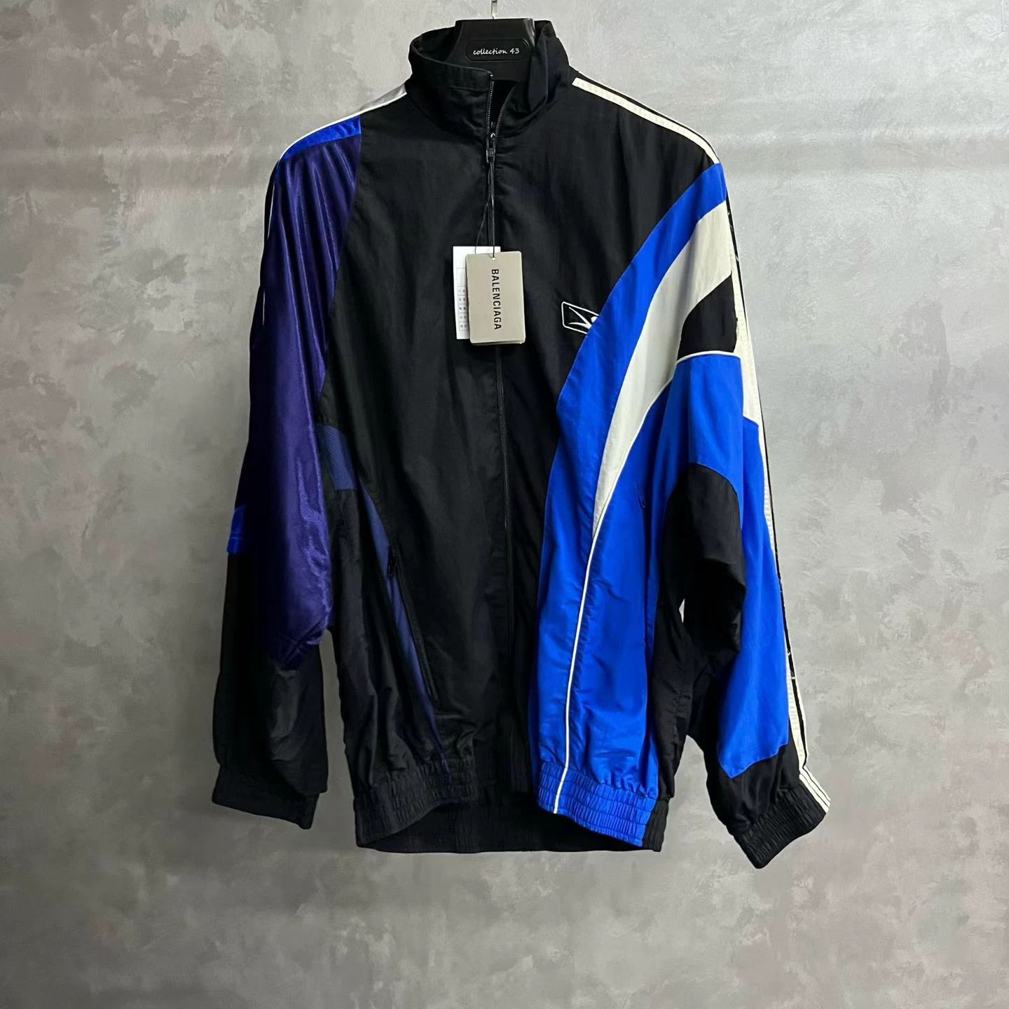 Balenciaga Balenciaga Patchwork Blue Hoodie XS Men Size US XS / EU 42 / 0 - 1 Thumbnail