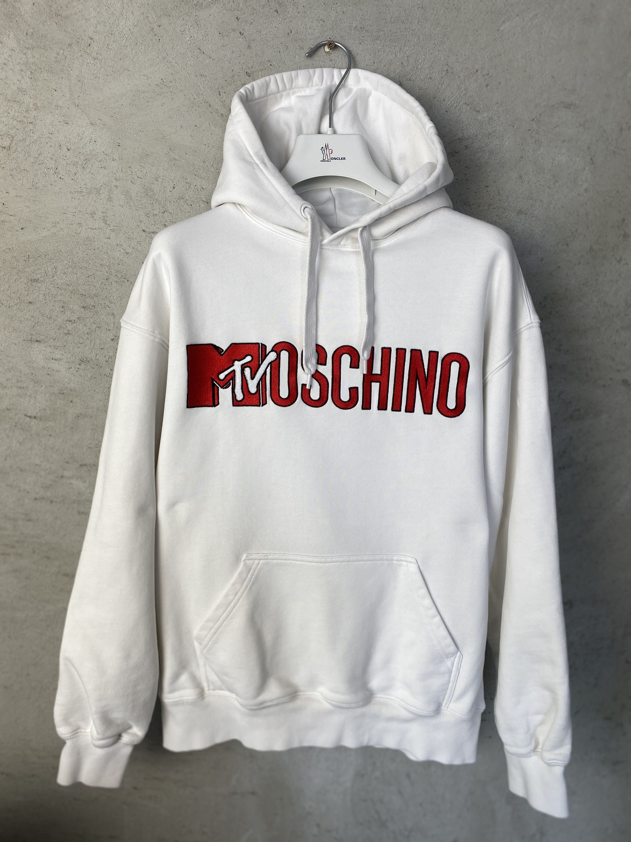 パーカー・フーディ MOSCHINO Men Hoodies 251ZZ17070228 1001 White Moschino MOSCHINO Men Hoodies 251ZZ17070228 1001 White | Grailed