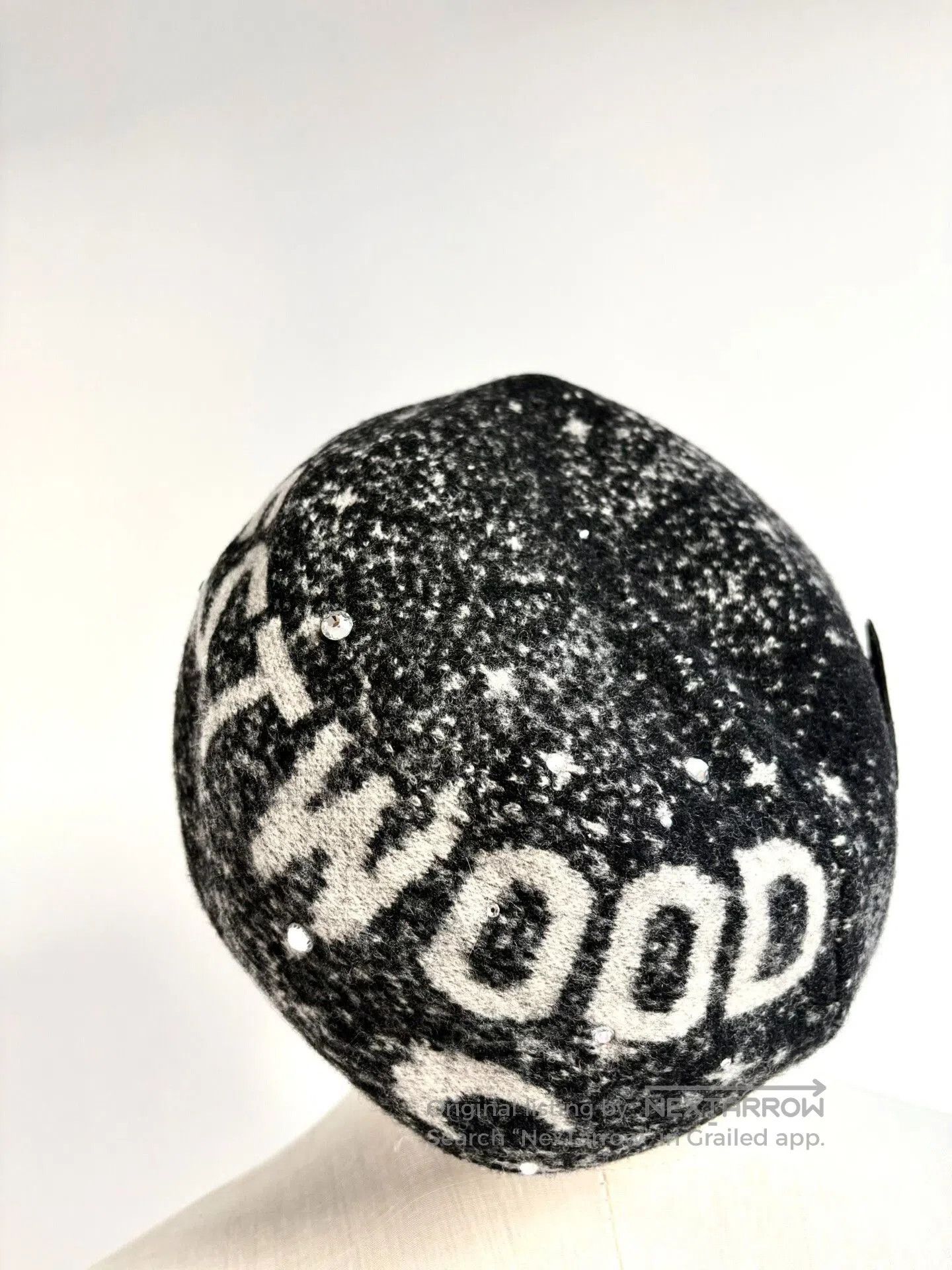 Vivienne Westwood vivienne westwood starry badge beret hat. Size ONE SIZE - 1 Thumbnail