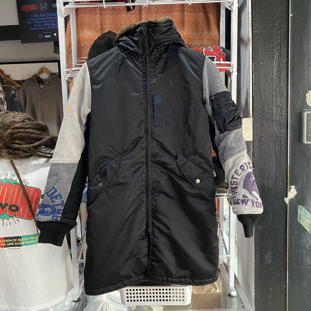 Hysteric Glamour Vintage Hysteric Glamour Multi-Patch Military Parka Jacket Size US S / EU 44-46 / 1 - 1 Thumbnail