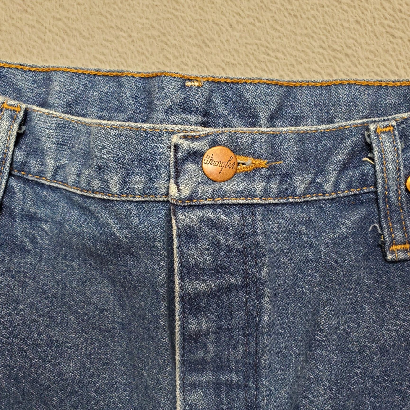 Wrangler Wrangler Jeans Mens 38x30 Blue Denim Rodeo Cowboy Cut 13MWZ USA Pant 100% Cotton Comfort Easy Care Zip 5-Pocket Western USA Mens Size US 38 / EU 54 - 5 Thumbnail