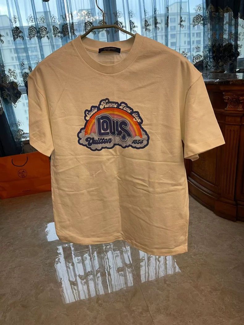 Louis Vuitton Louis Vuitton Round Neck Short Sleeve with Rainbow Alphabet Size US M / EU 48-50 / 2 - 1 Thumbnail