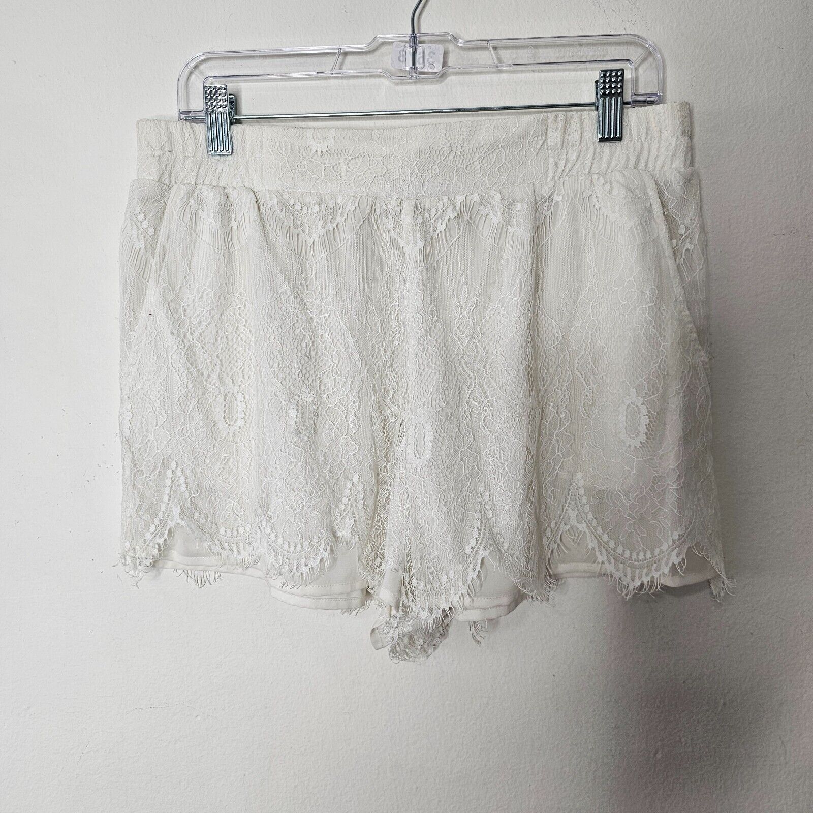 Other S.Y.L.K. Ivory Lace Raw Hem Elastic Waistband Lined Shorts L Size 34" / US 12 / IT 48 - 6 Thumbnail