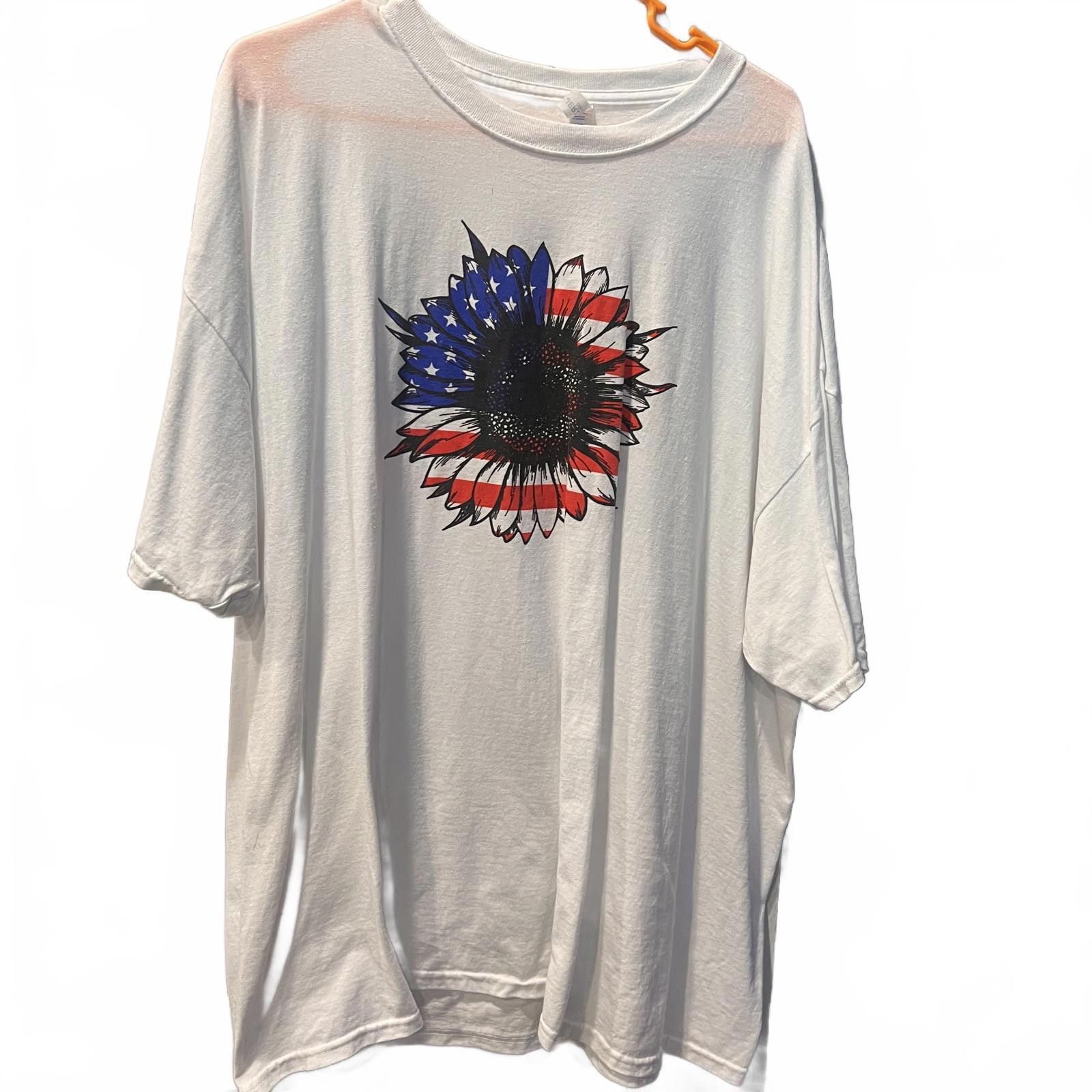 Jerzees Jerzees Men's White Short Sleeve T-Shirt with American Flag- Size US XXL / EU 58 / 5 - 1 Thumbnail