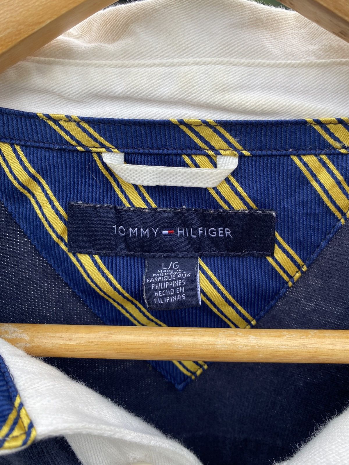 Tommy Hilfiger Vintage Tommy Hilfiger sun faded polo rugby Size US L / EU 52-54 / 3 - 9 Thumbnail