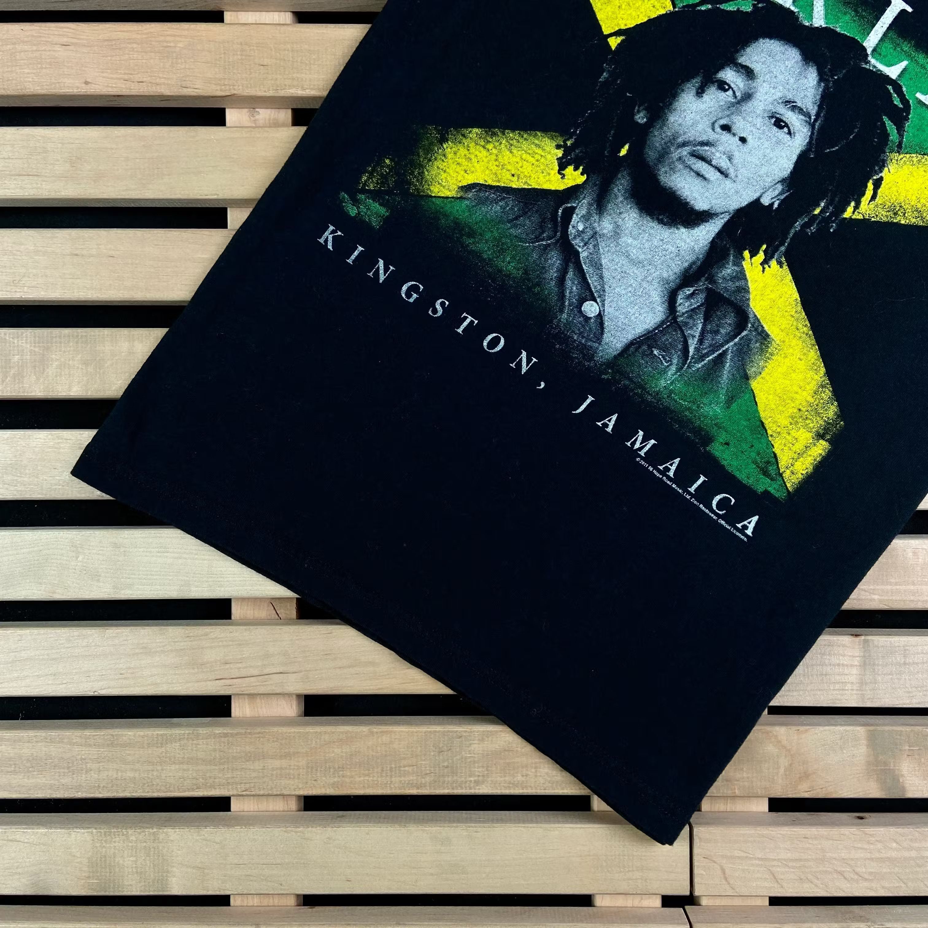 Band Tees × Bob Marley × Vintage Vintage T Shirt Bob Marley Kingston Jamaica 2011 Size S Size US S / EU 44-46 / 1 - 3 Thumbnail