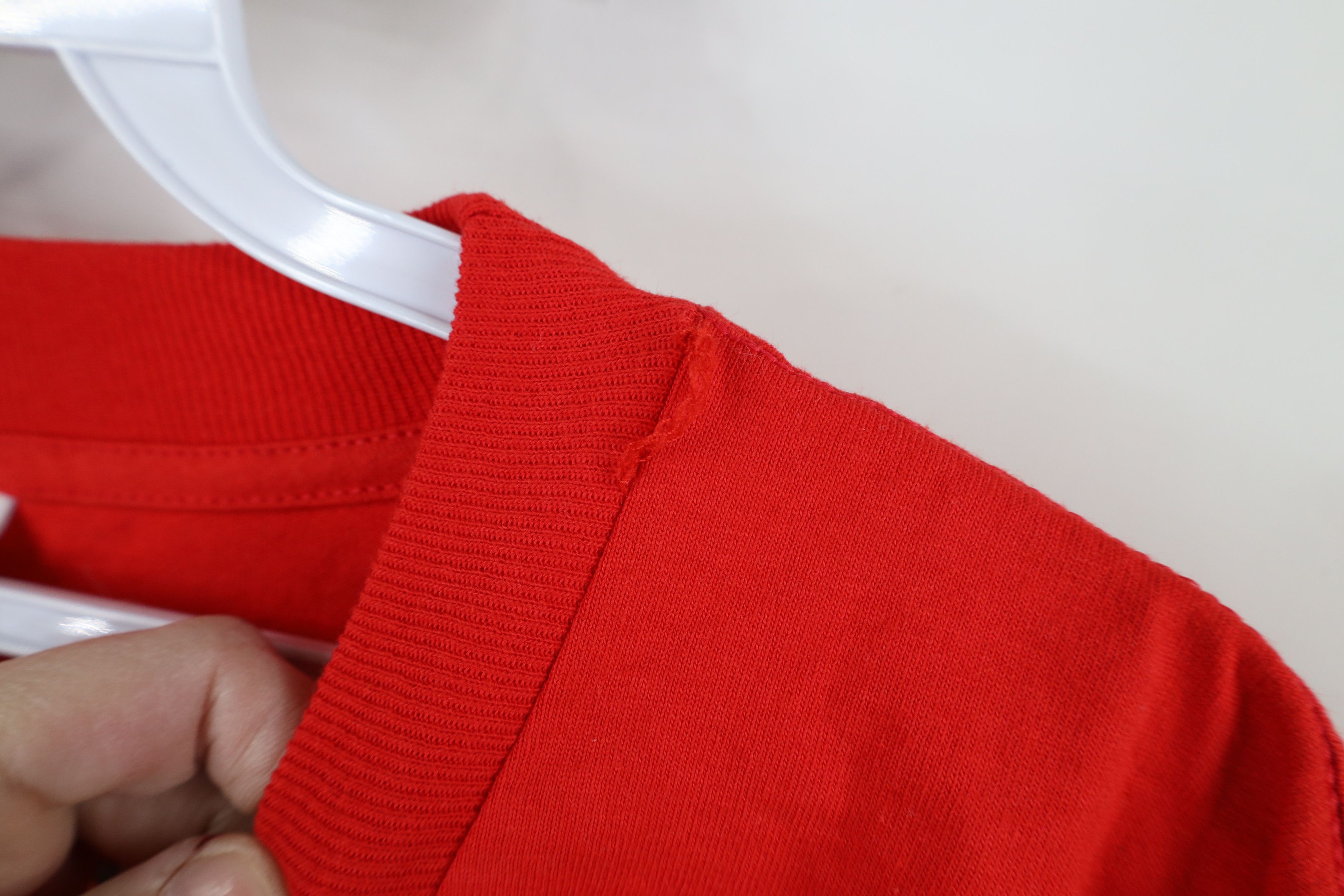 Vintage Deadstock Vintage 90s Streetwear Long Sleeve T-Shirt Red USA Size US XXL / EU 58 / 5 - 5 Thumbnail