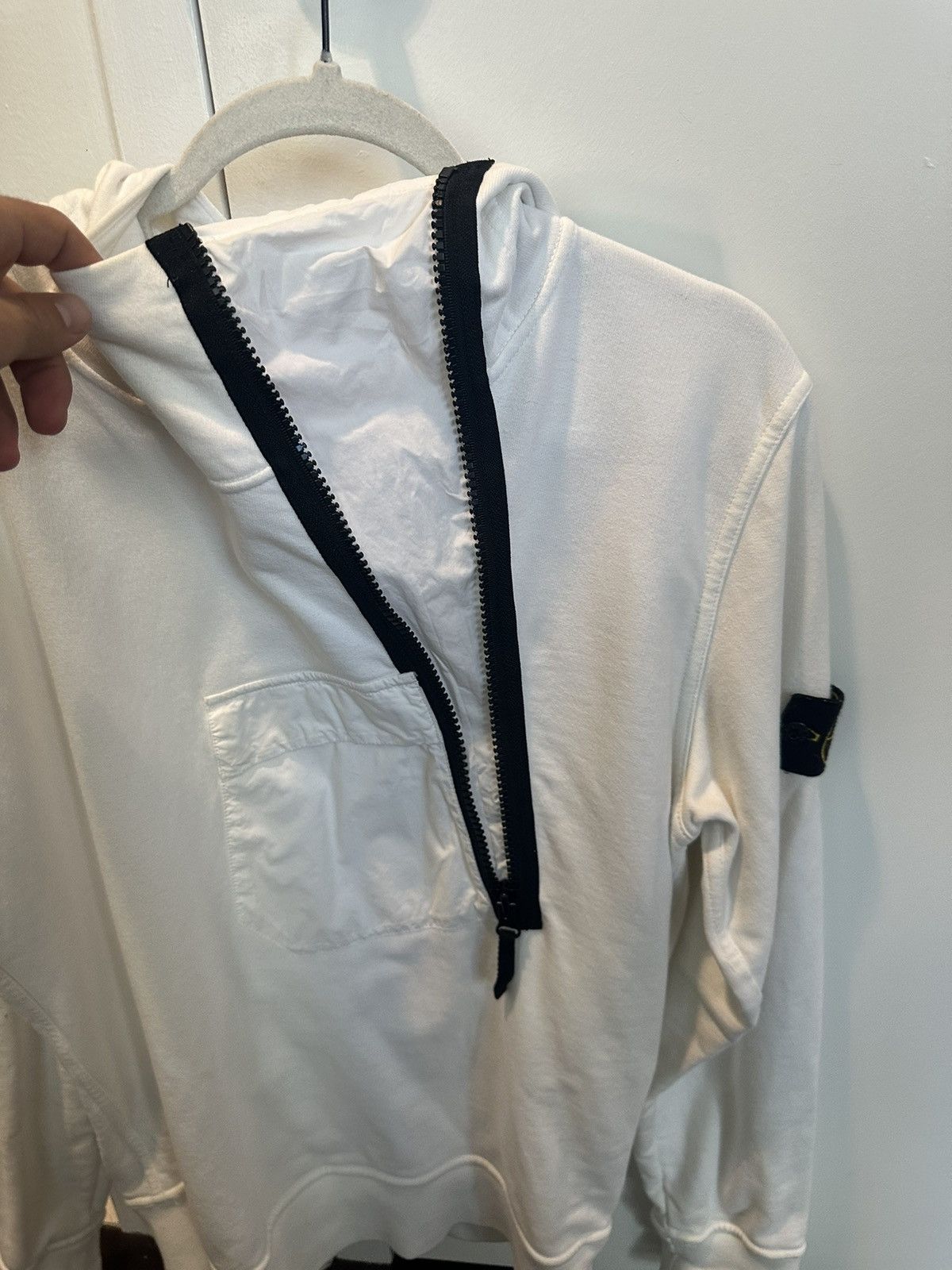 Stone Island Asymmetric Zip White Hoodie Size US M / EU 48-50 / 2 - 4 Thumbnail