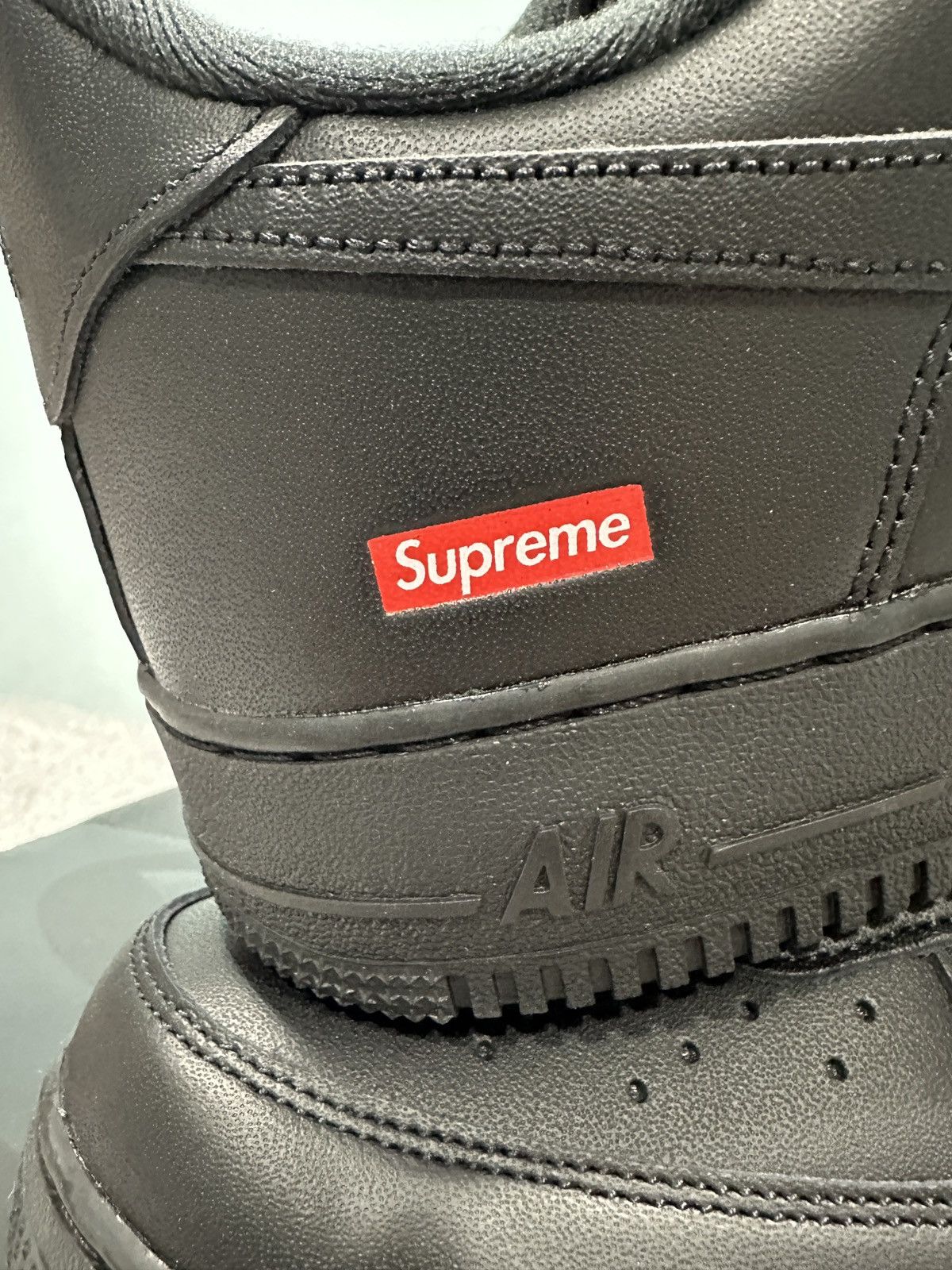 Nike × Supreme SZ 11 US MEN, 12.5 Wmn Nike Air Force 1 Low Supreme Black Size US 11 / EU 44 - 3 Thumbnail