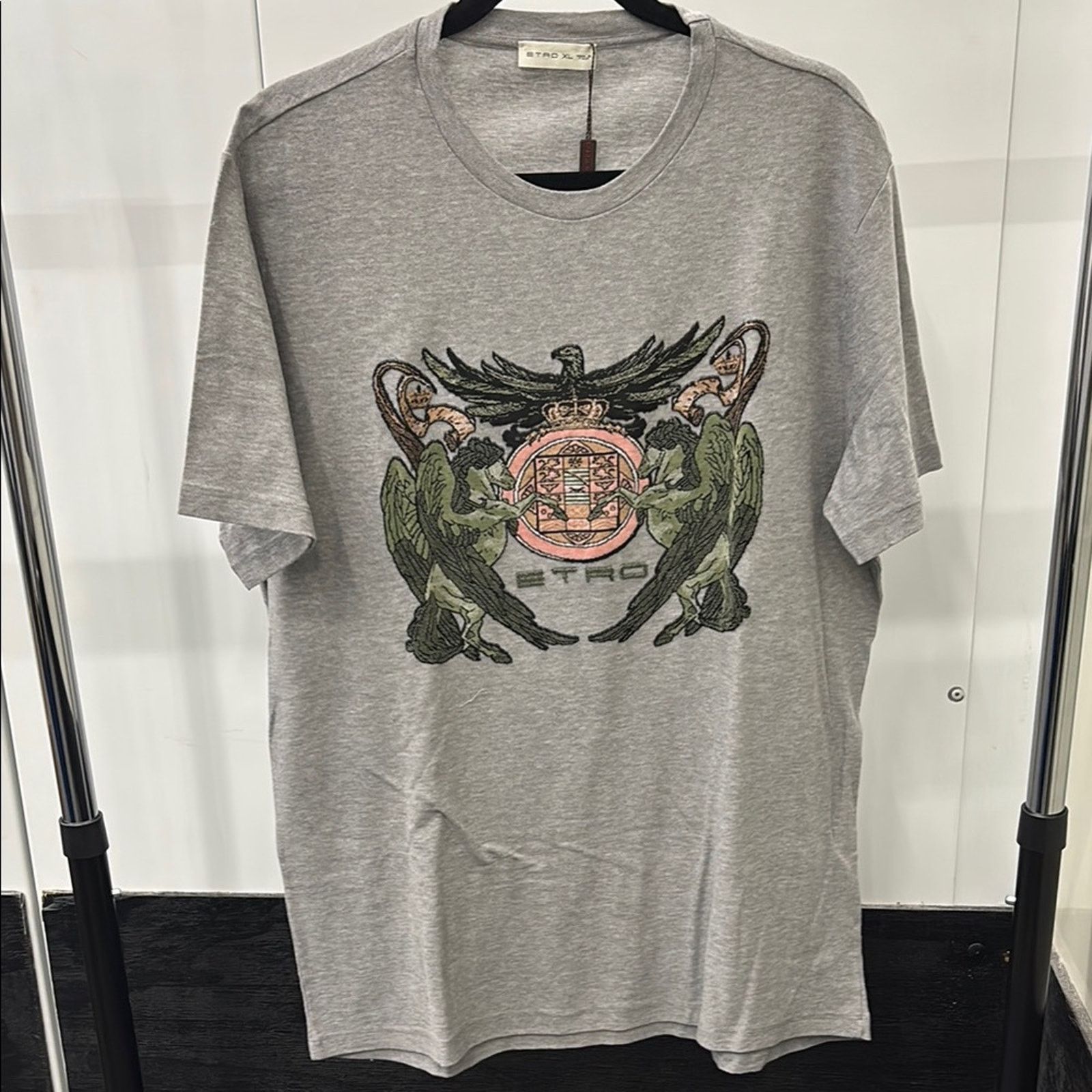 Etro NWT Etro Gray Short Sleeve Graphic Tee Size XL Size US XL / EU 56 / 4 - 1 Thumbnail