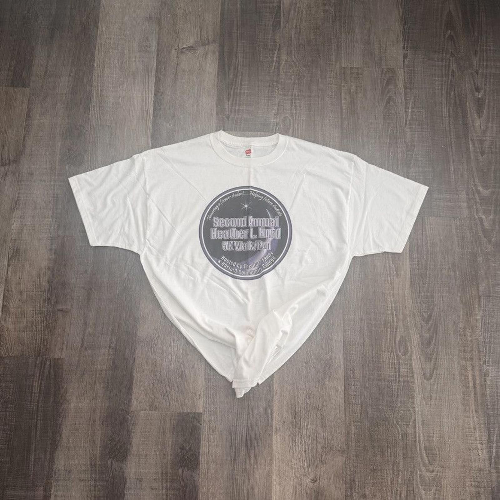 Hanes HANES • VNTG "5K Walk" Pre-Shrunk Tee (XL) Size US XL / EU 56 / 4 - 1 Thumbnail
