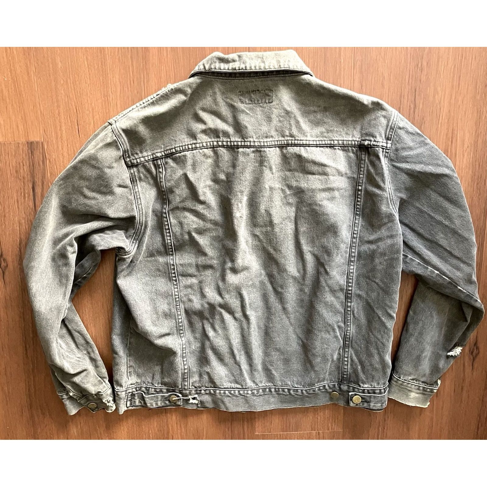 Vintage VINTAGE Expressions Denim Jacket Short 80s Grunge Mens L Gray Cotton Distressed Pockets Button Front Size US L / EU 52-54 / 3 - 3 Thumbnail