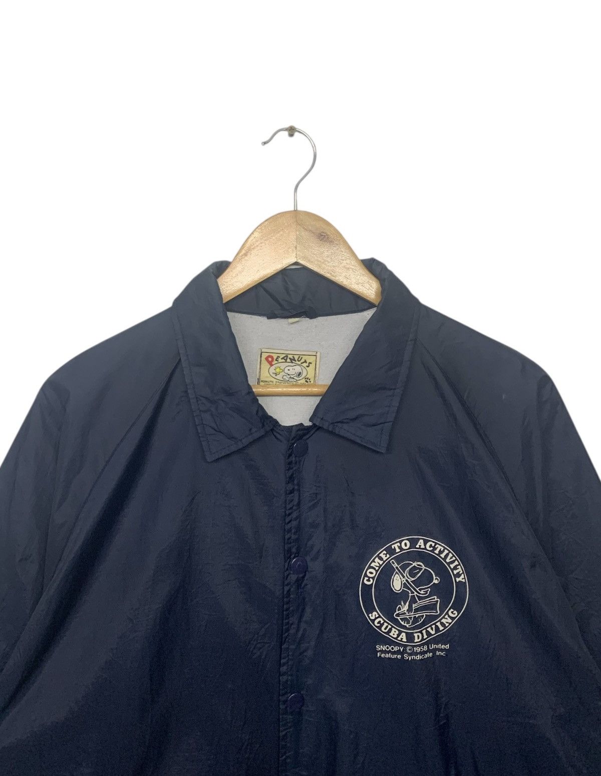 Peanuts × Vintage Vintage Peanut Snoopy Marine Project Windbreaker Button Ups Size US L / EU 52-54 / 3 - 4 Thumbnail