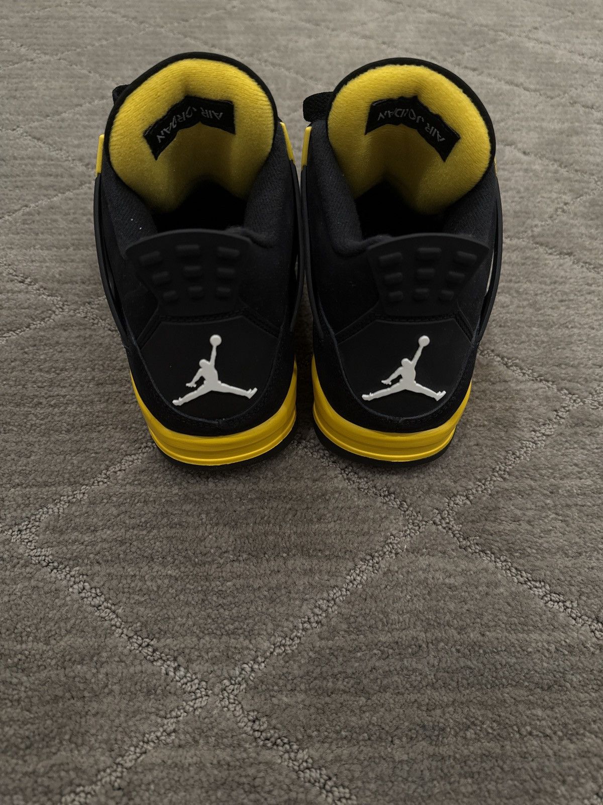 Nike Jordan Retro 4 Thunder Colorway Size US 8 / EU 41 - 4 Thumbnail