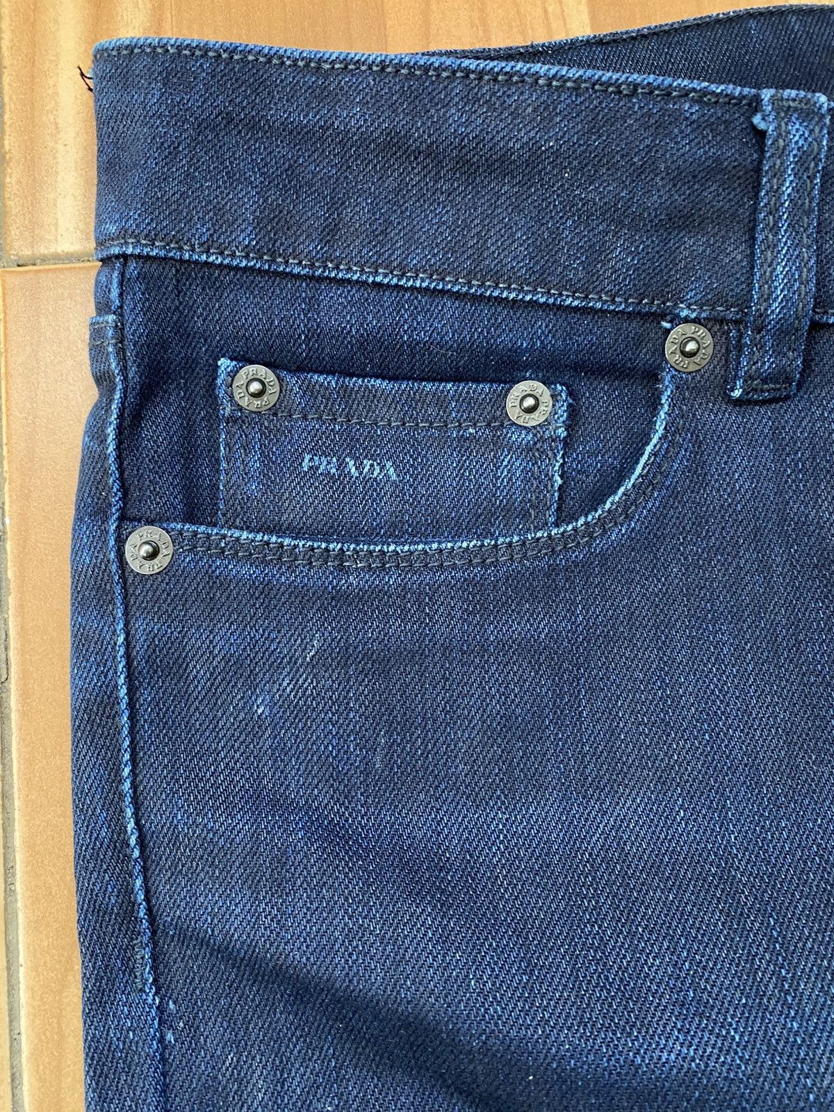 Prada PRADA Contour Fit Dark Blue Stretch Jeans Size 27 Size 27" / US 4 / IT 40 - 4 Thumbnail