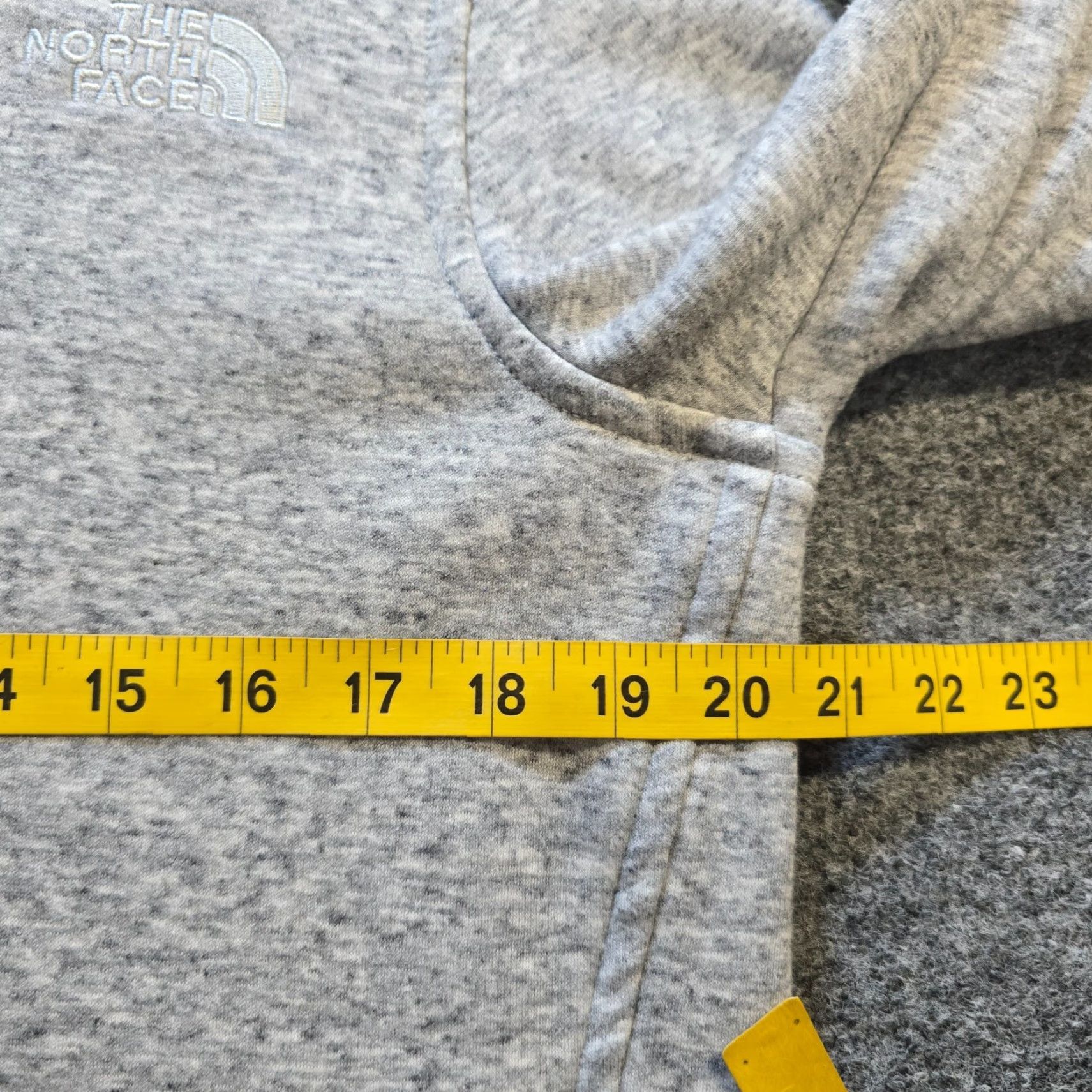 The North Face The North Face Sweater Womens Size Medium Gray Crew Neck Sweatshirt Buttons Casual Size M / US 6-8 / IT 42-44 - 6 Thumbnail