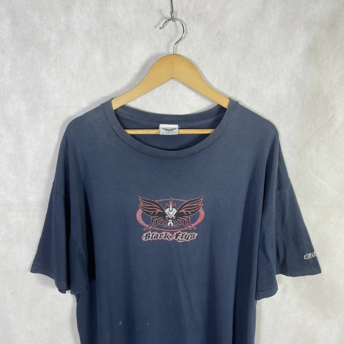 Blind Skateboards × Santa Cruz Skateboards × Vintage Vintage Y2k Black Flys Skateboard Distressed Tshirt Size US XL / EU 56 / 4 - 1 Thumbnail